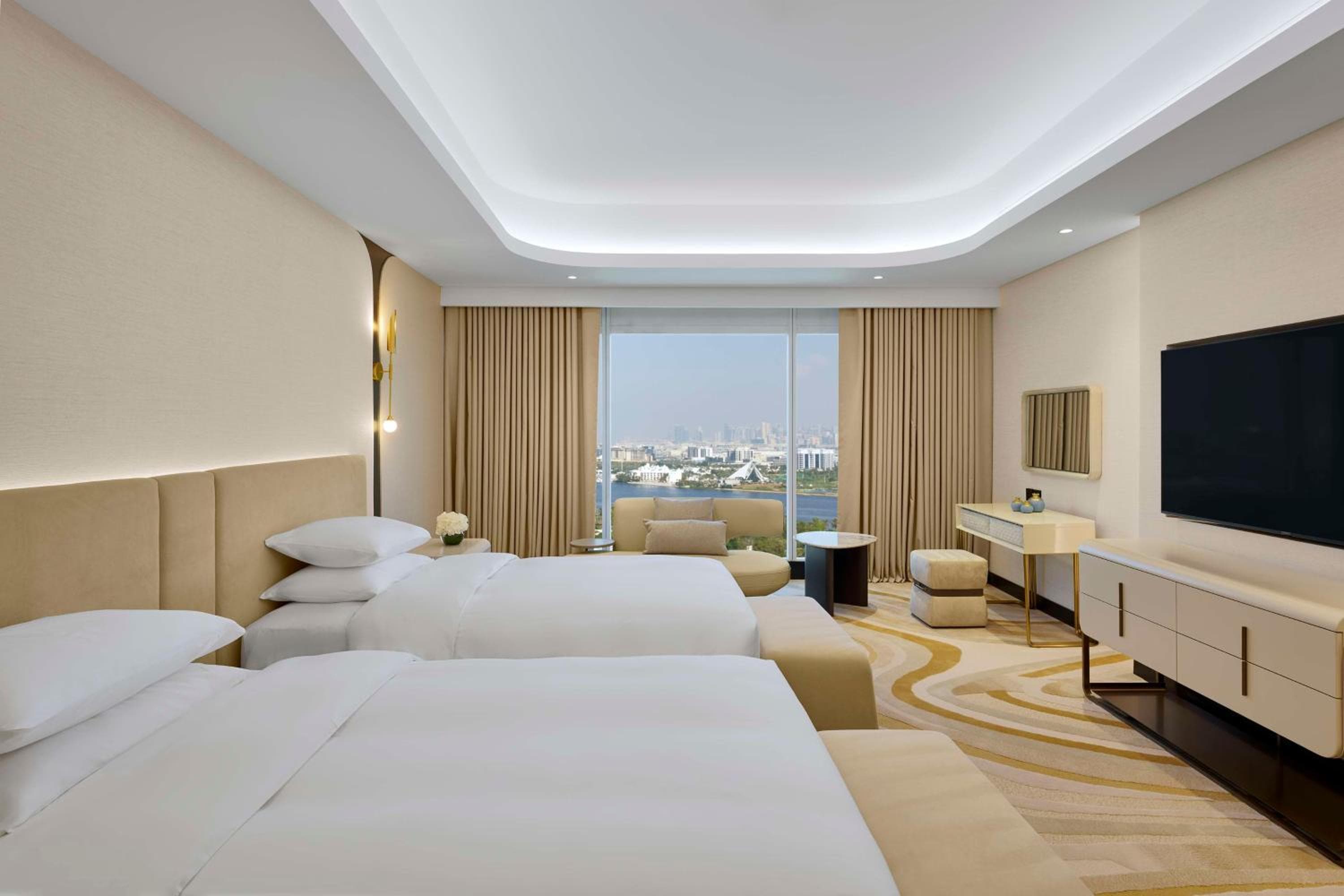 Grand Hyatt Dubai Resort & Waterpark — 5