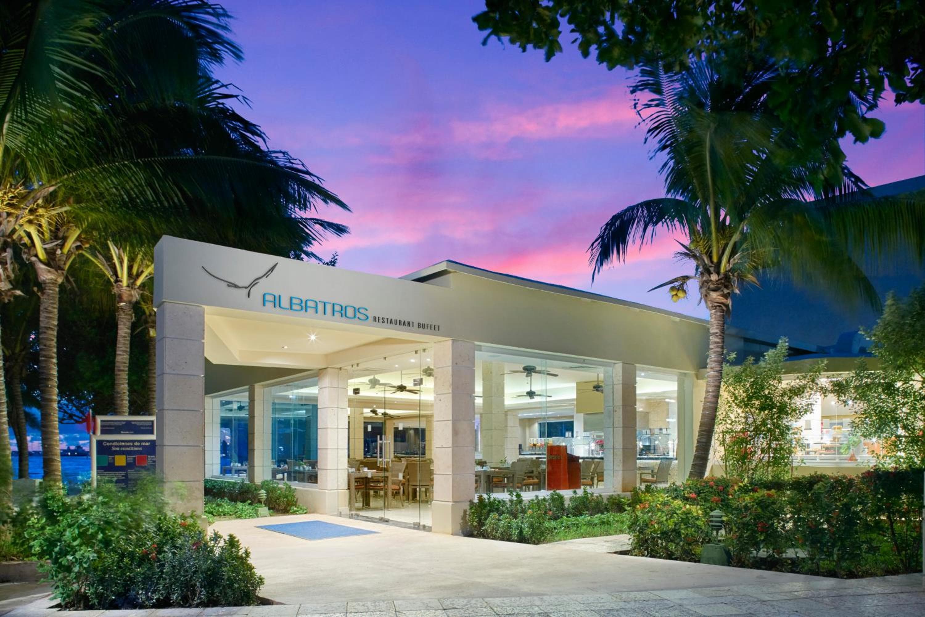 Occidental Costa Cancún - All Inclusive — 7