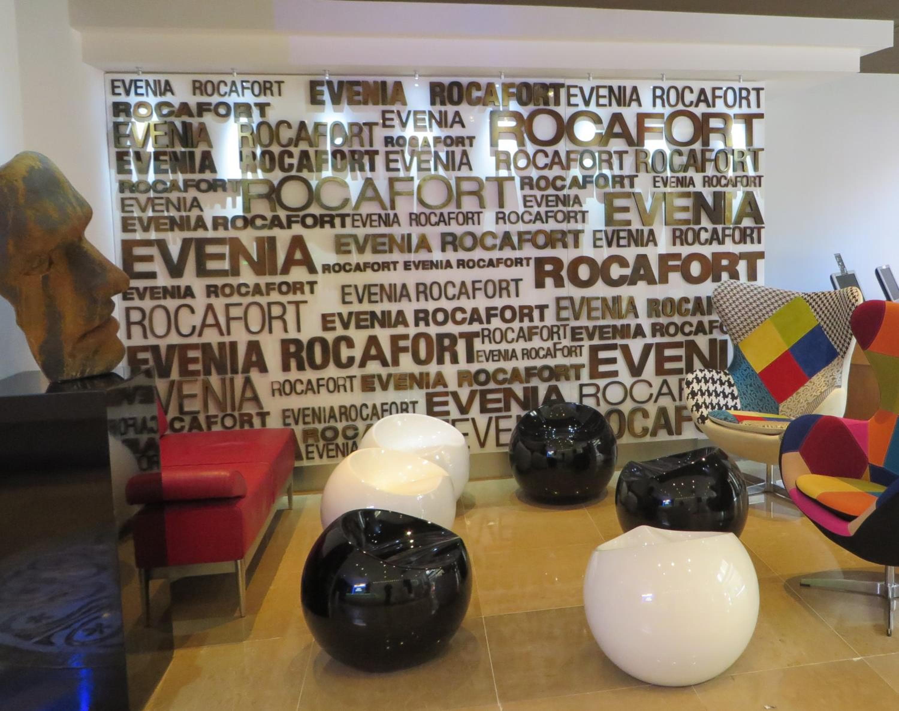 Evenia Rocafort — 2