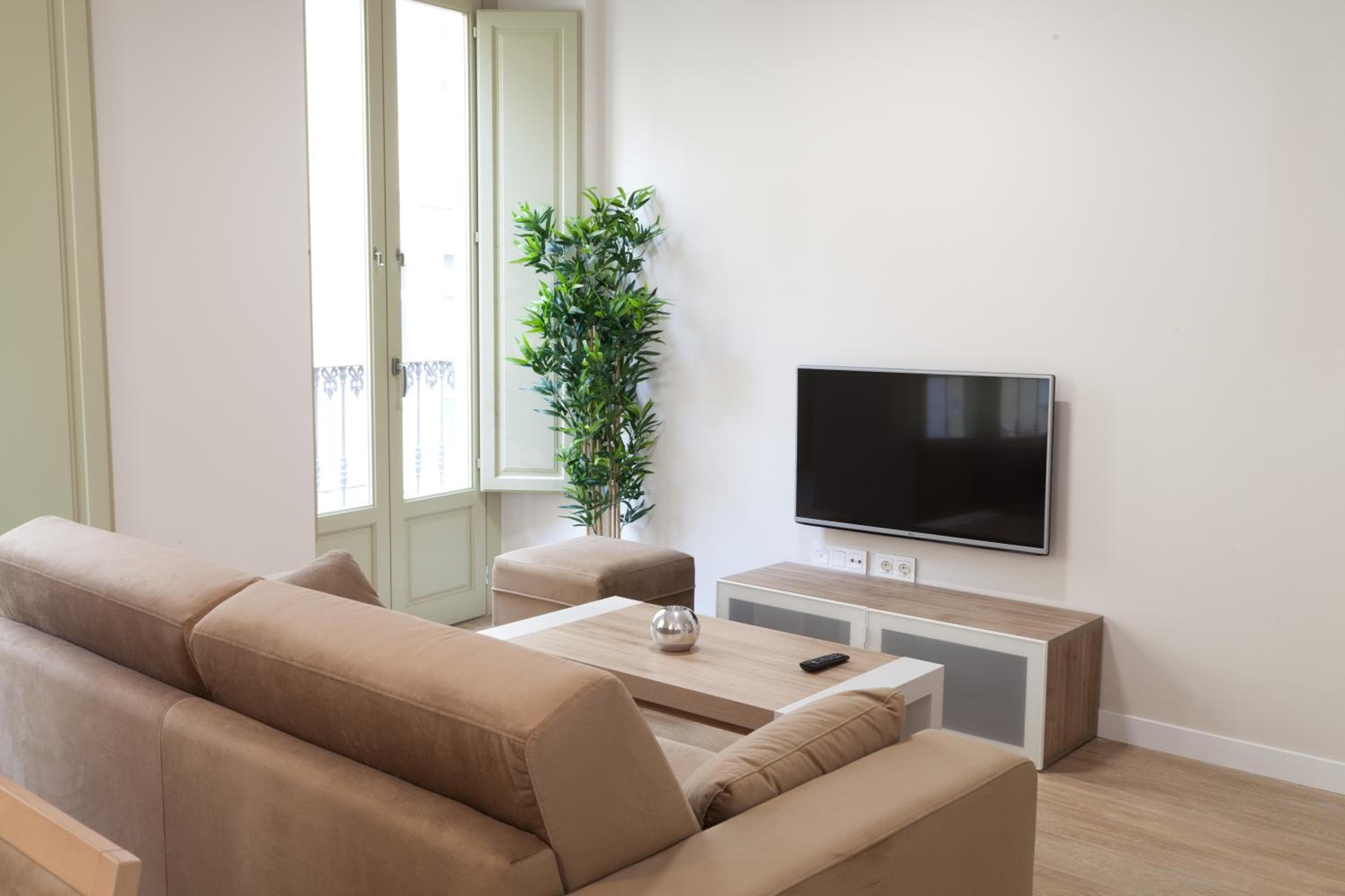 Apartamentos Pinar Málaga Centro - Carretería — 26
