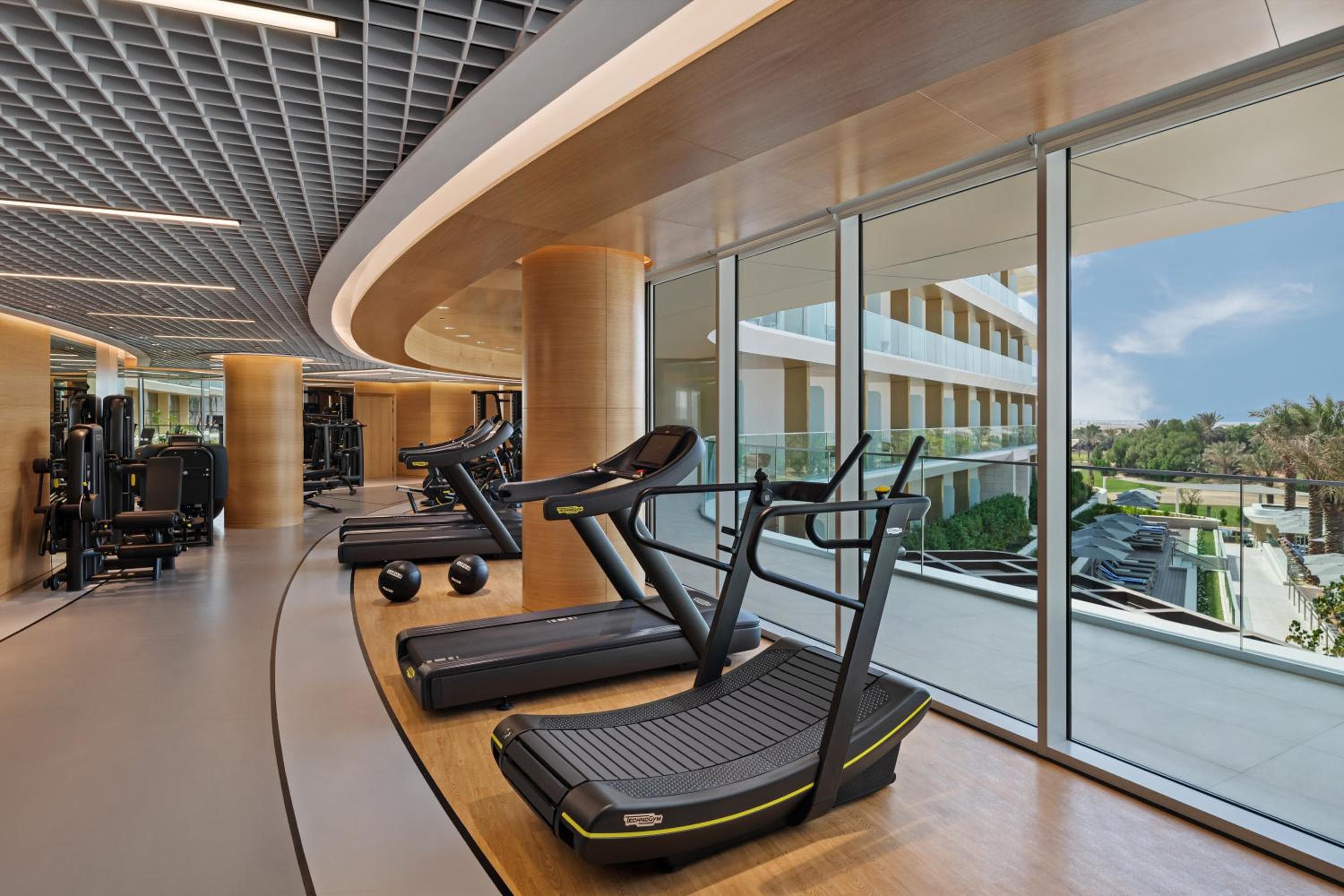 JA Lake View Hotel, Dubai — 22