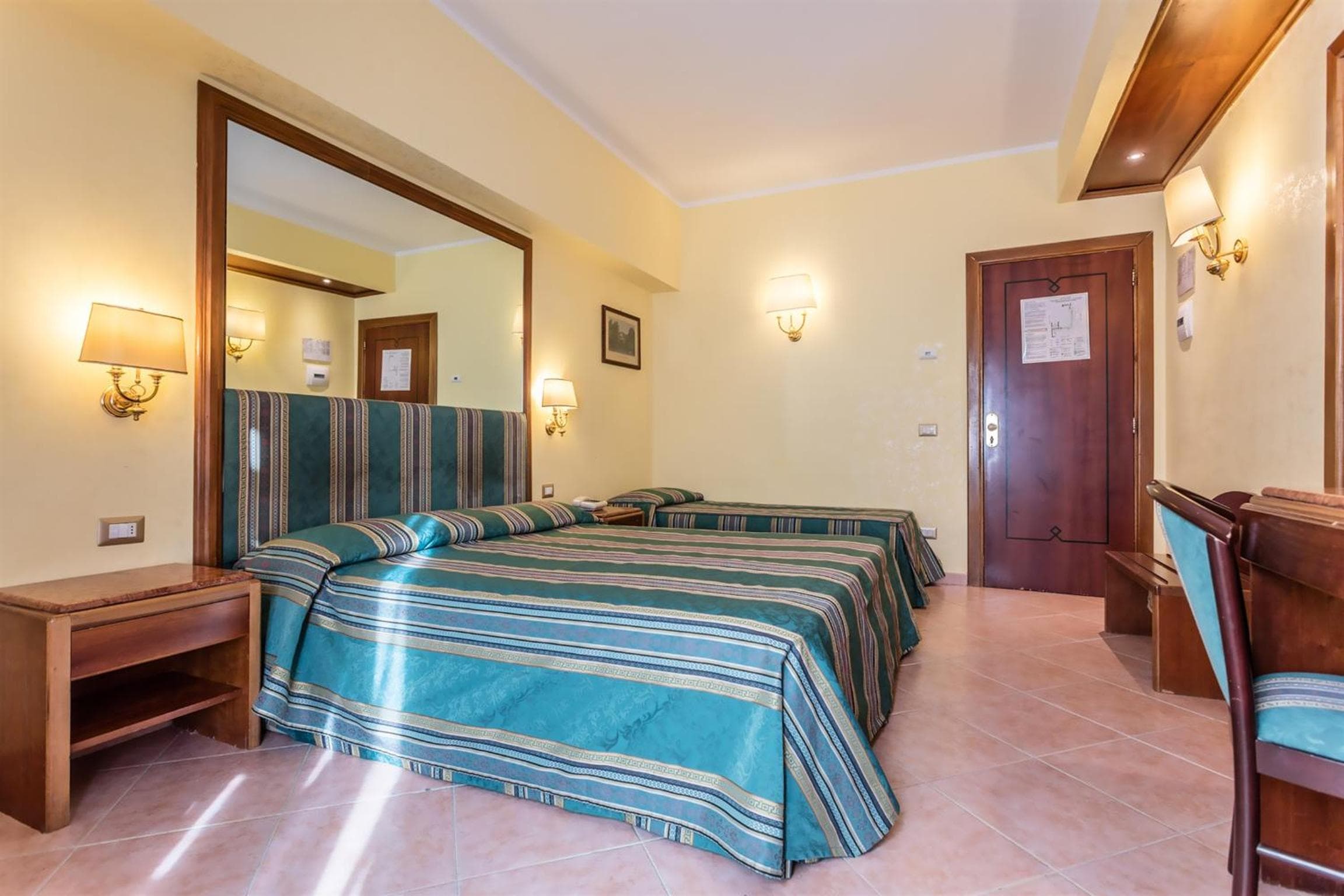 Raeli Hotel Floridia — 27