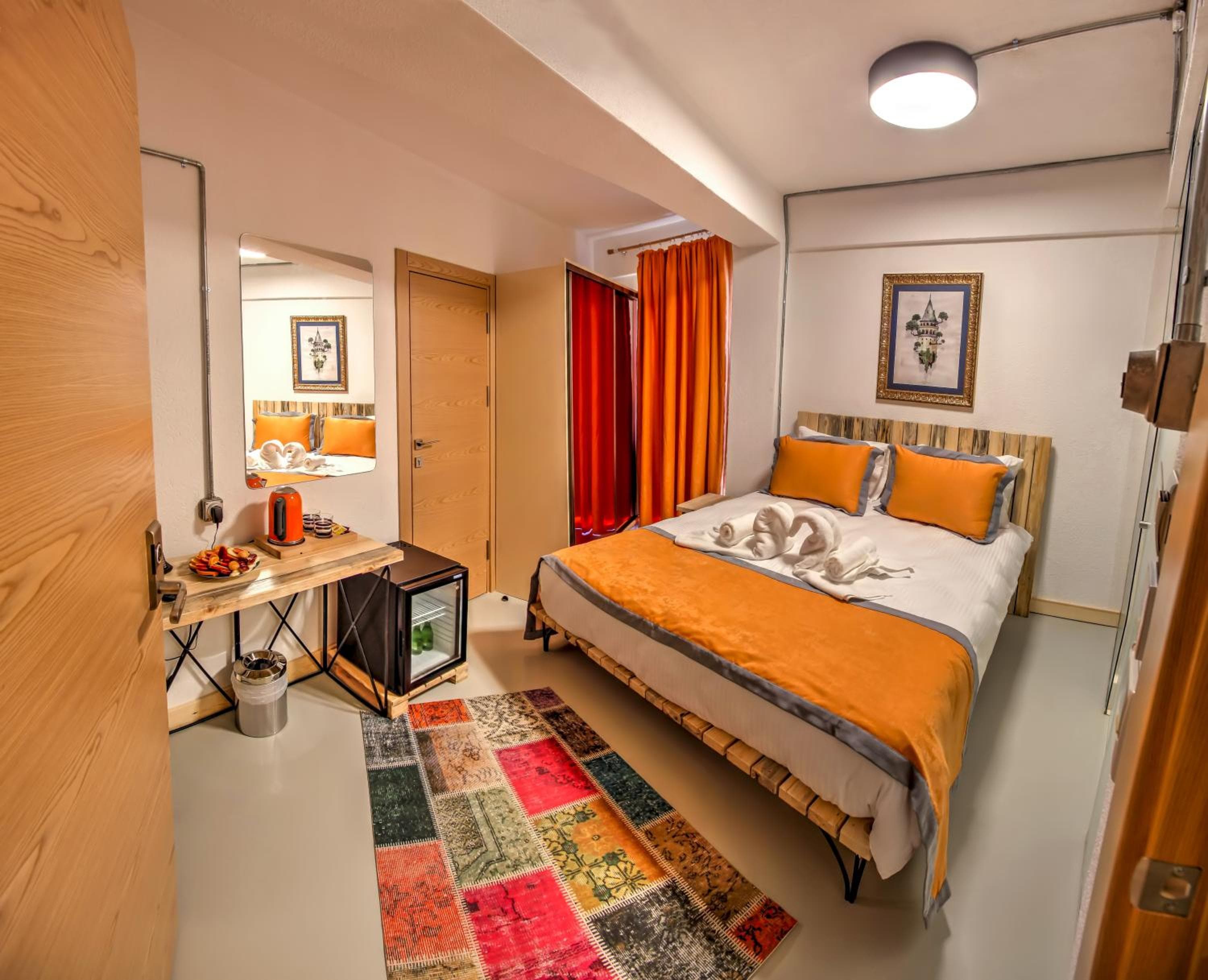 Vavien Hotel — 11