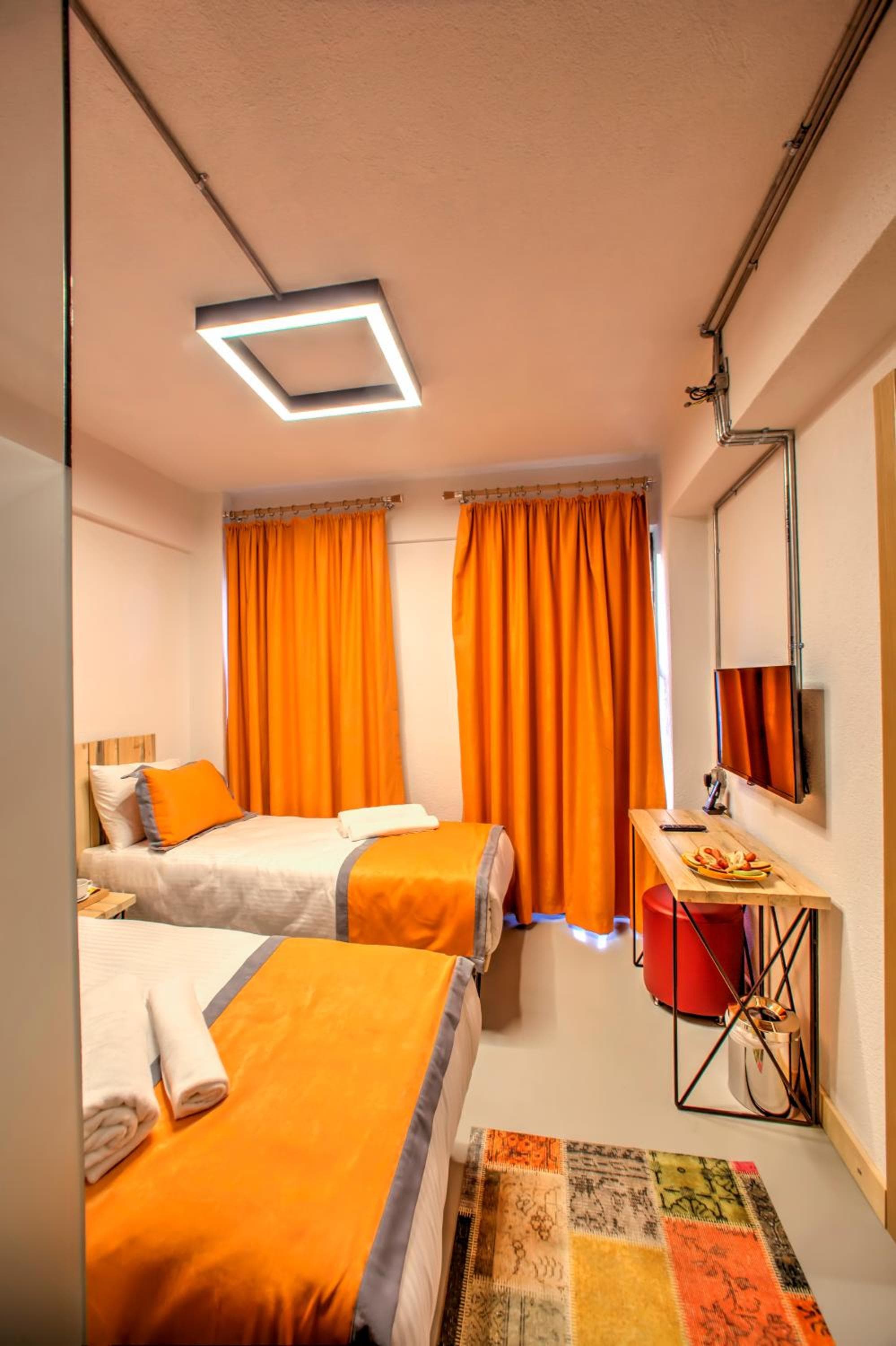 Vavien Hotel — 3