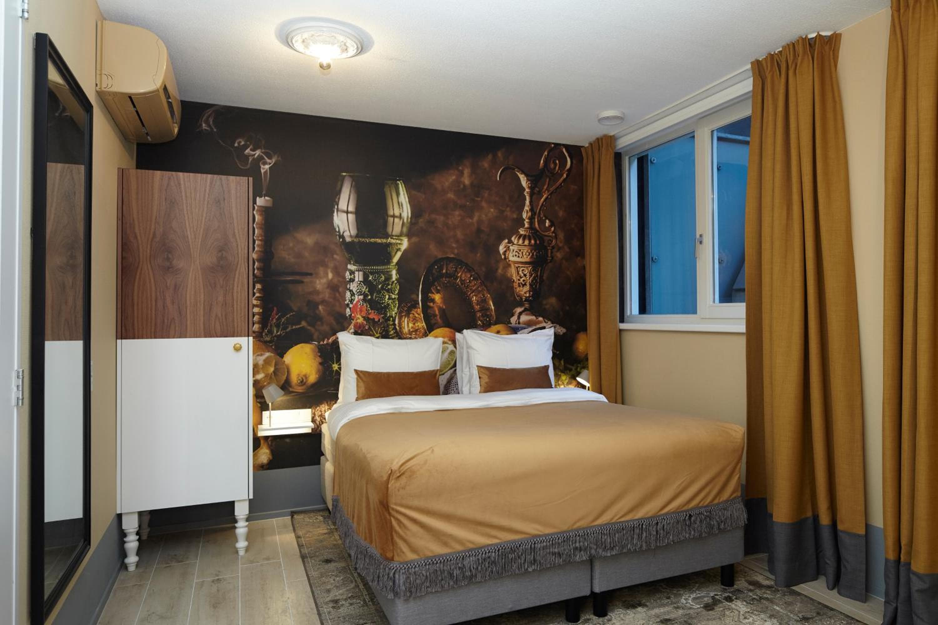The Muse Amsterdam Hotel — 16