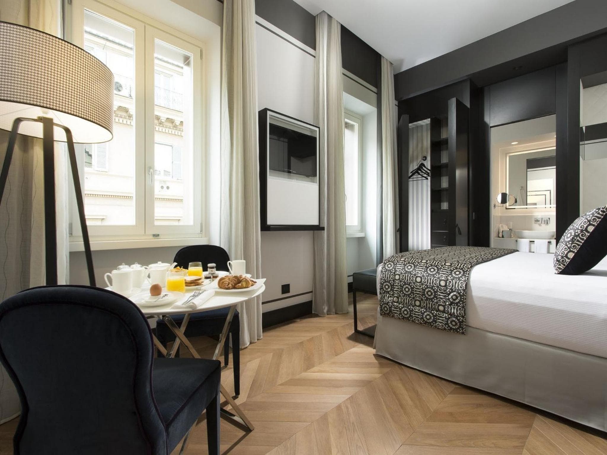 Corso 281 Luxury Suites — 13