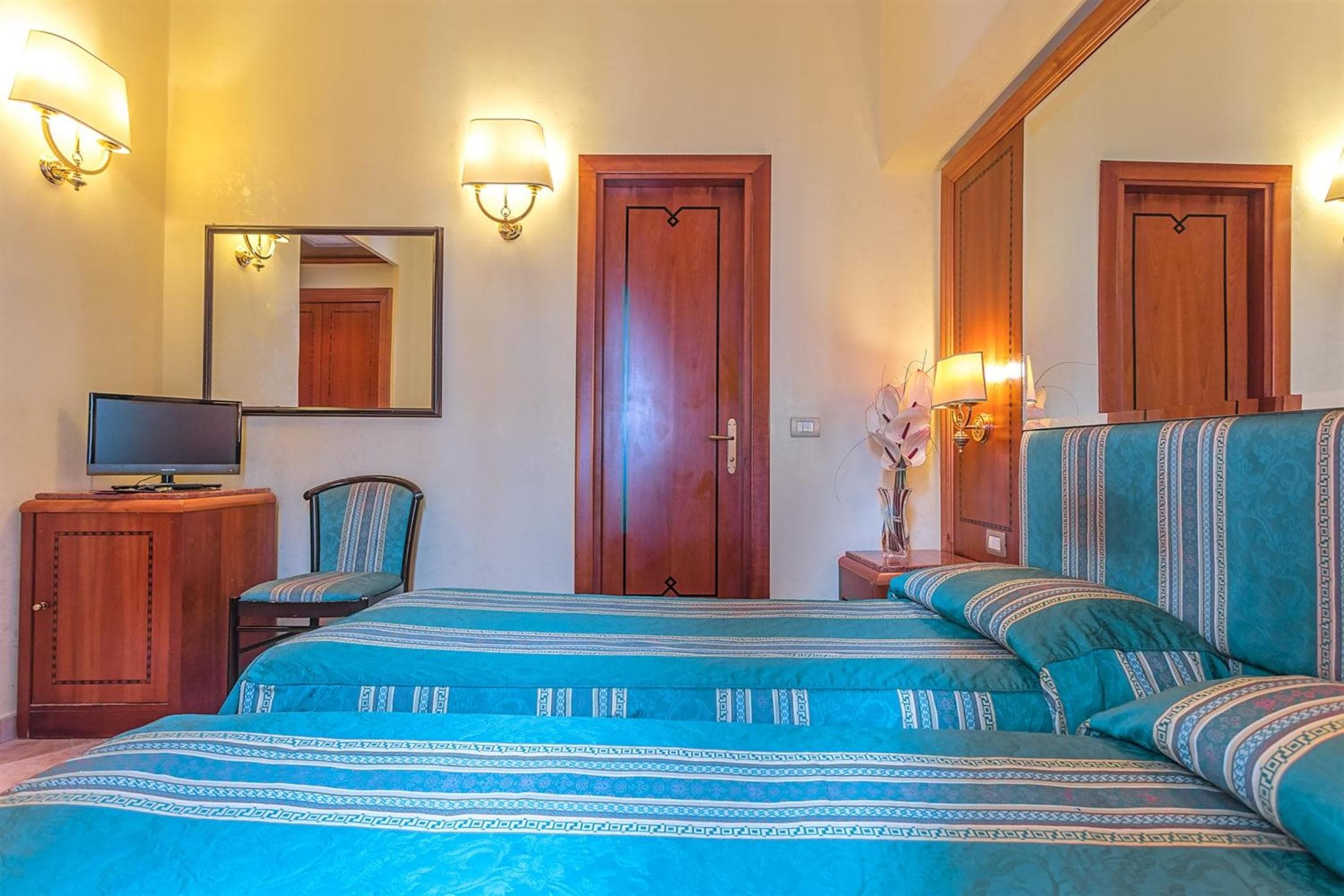 Raeli Hotel Lazio — 12