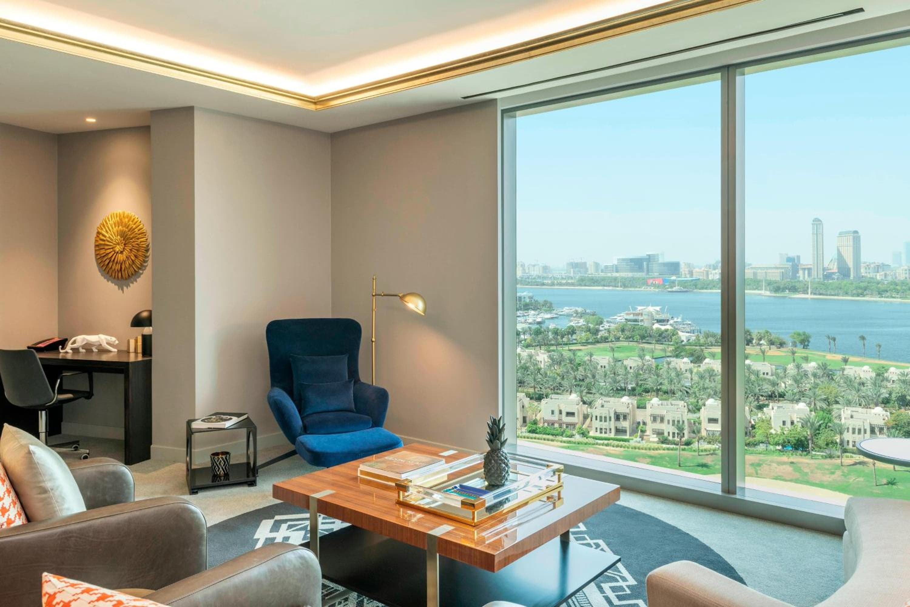 Aloft by Marriott Dubai Creek — 11