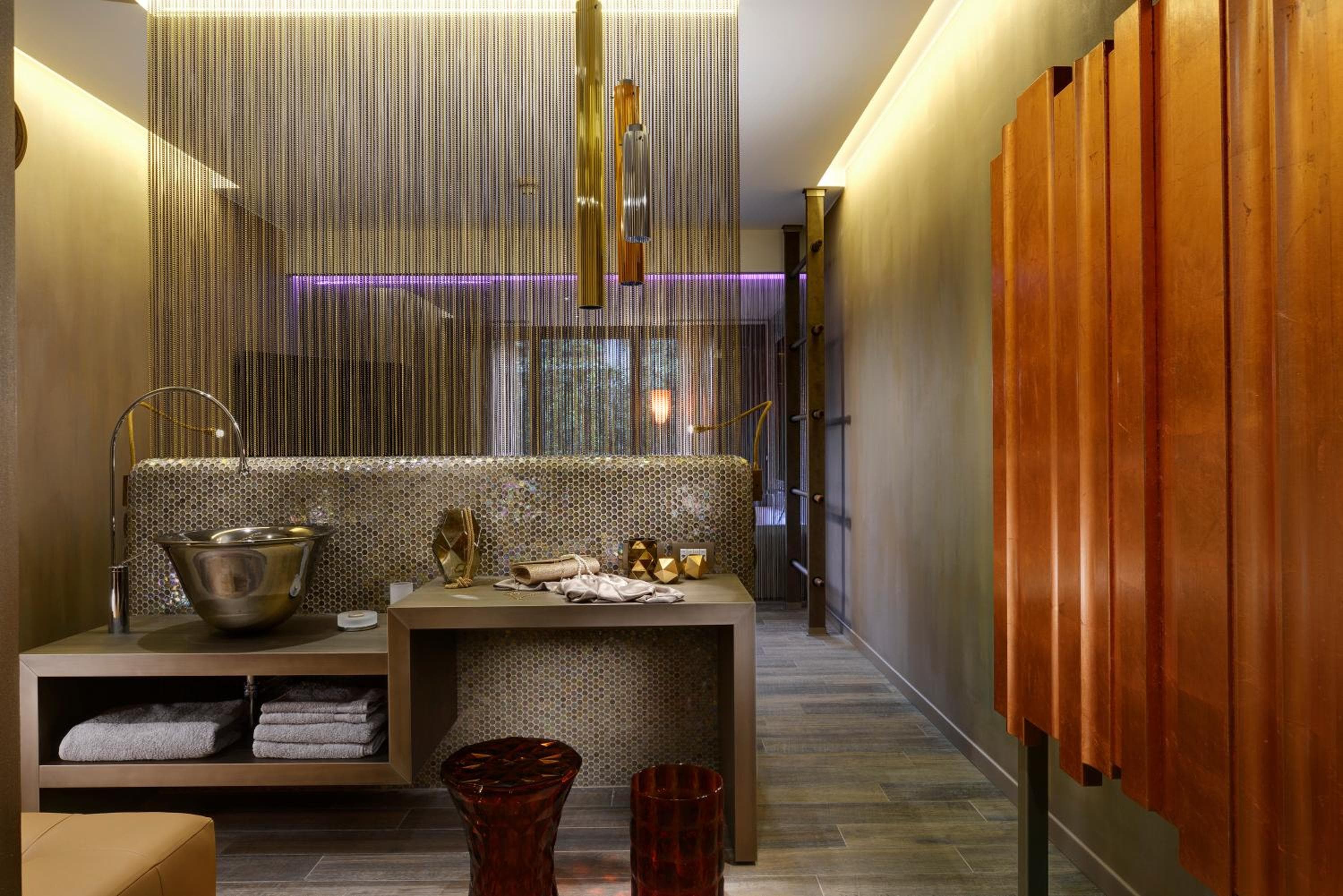 Milan Suite Hotel — 10
