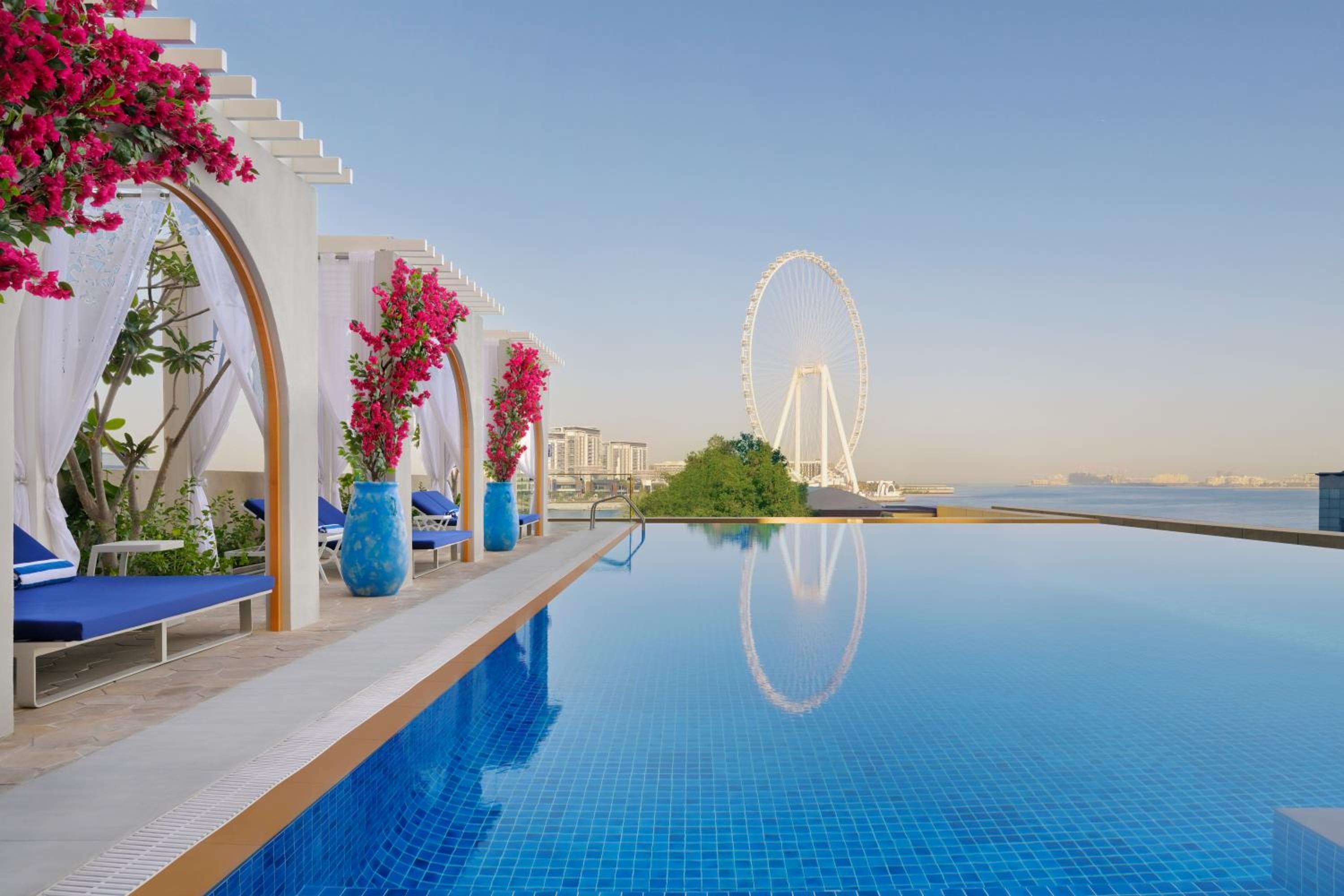 JA Ocean View Hotel, Jumeirah Beach Dubai — 1