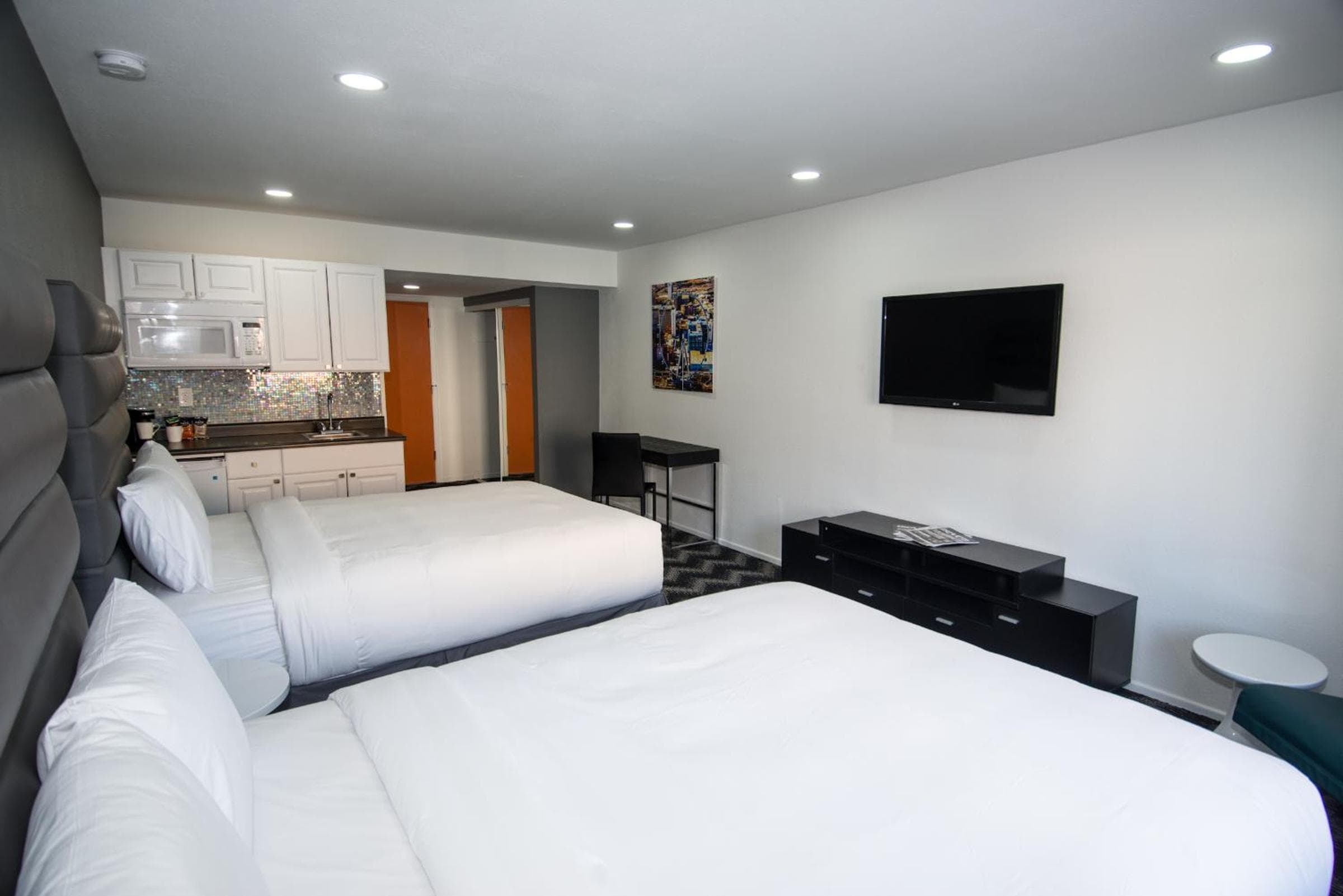 Siegel Select LV Strip-Convention Center — 25
