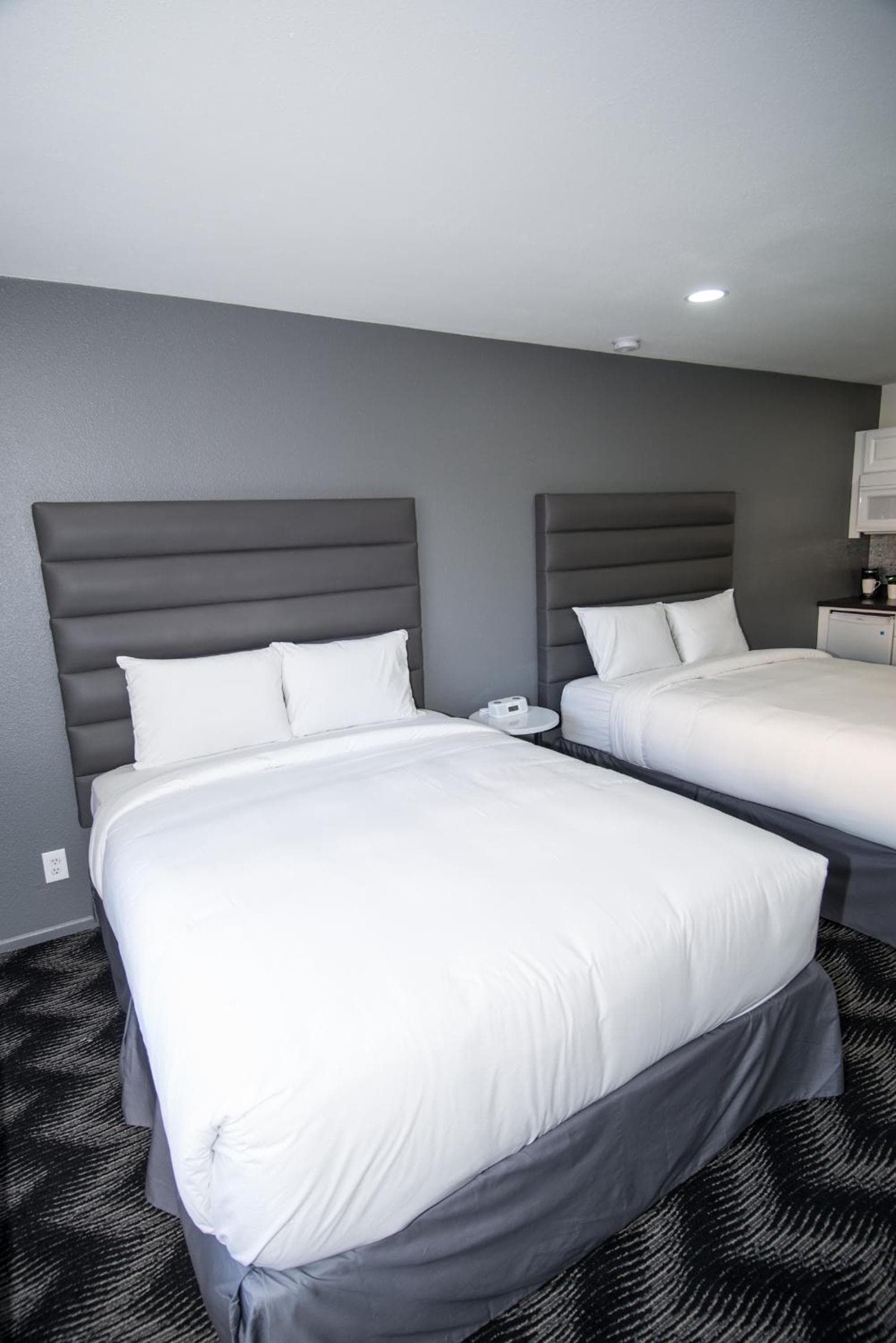 Siegel Select LV Strip-Convention Center — 26