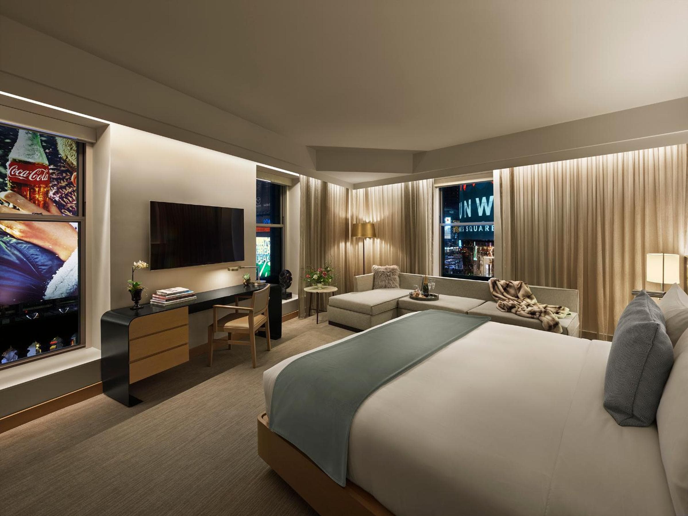 The Knickerbocker Hotel — 9