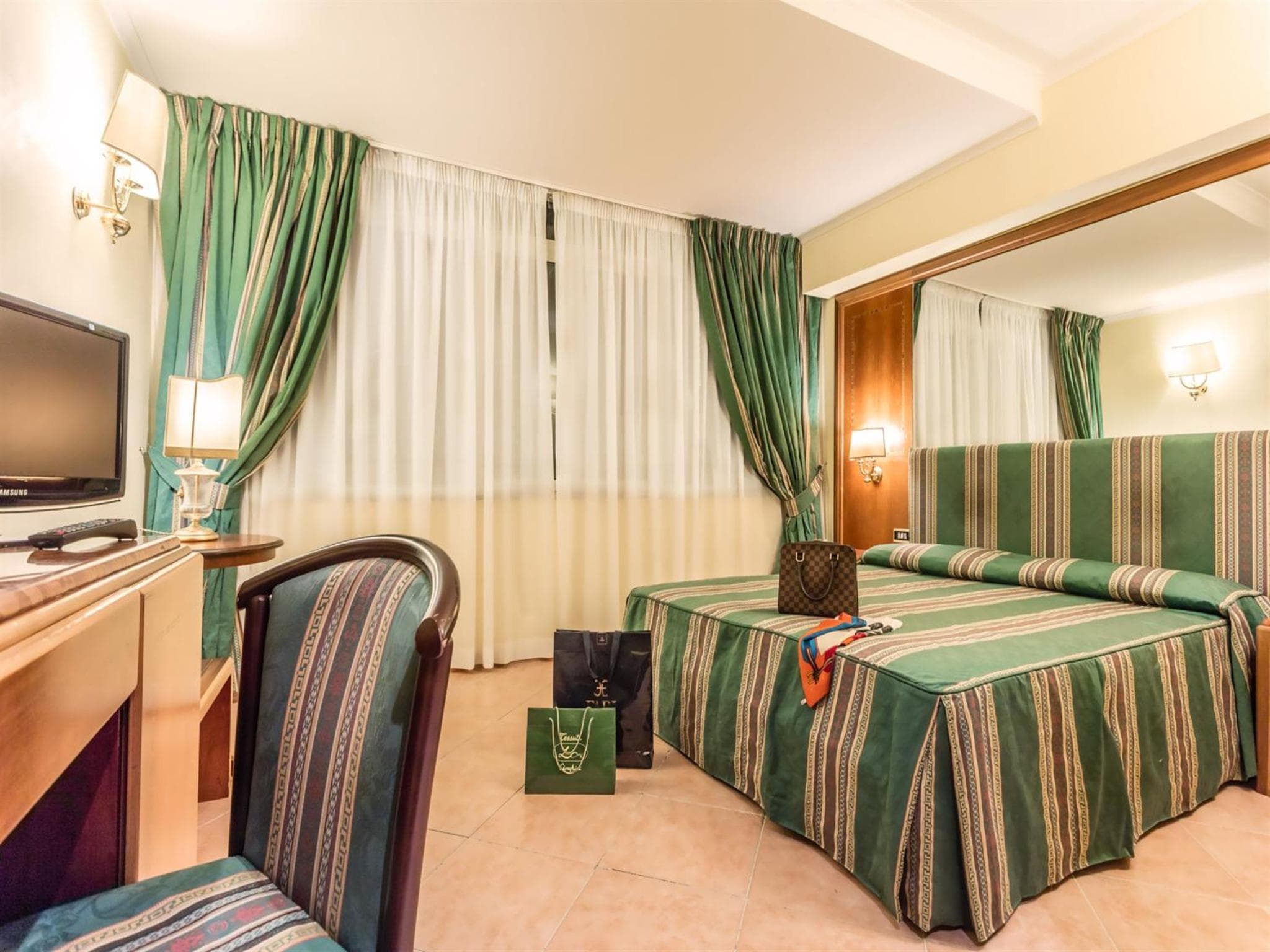 Raeli Hotel Archimede — 27