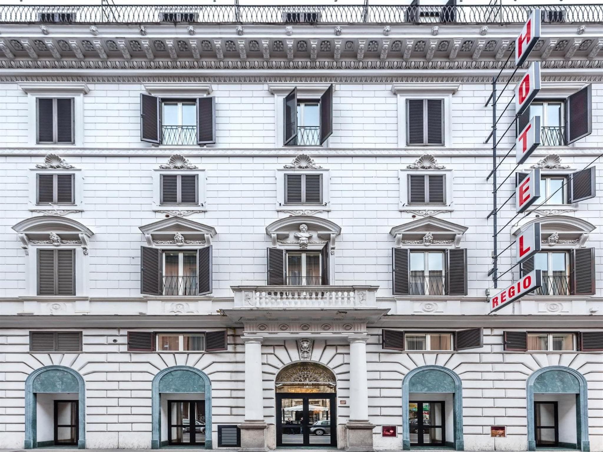 Raeli Hotel Regio — 1