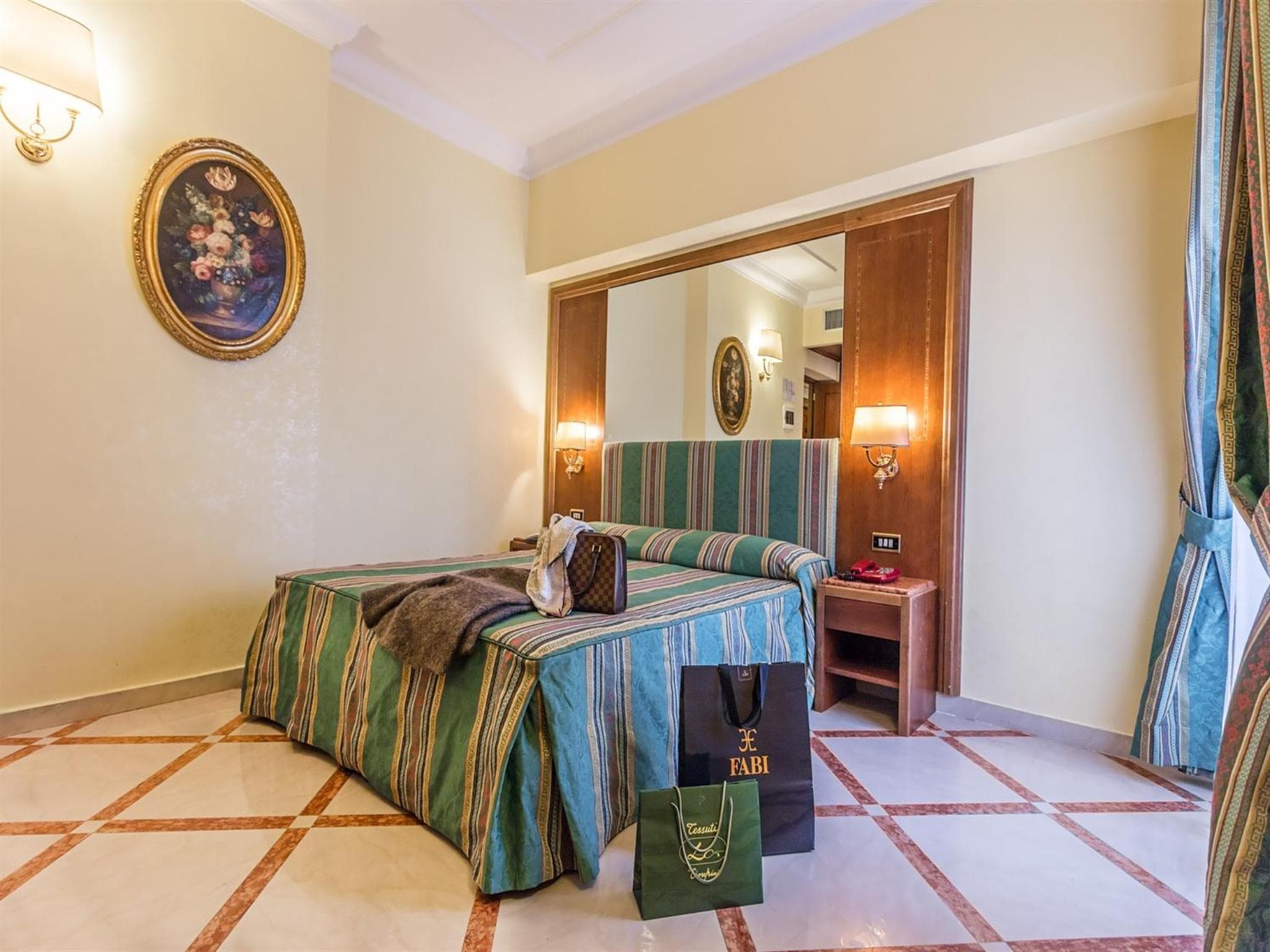 Raeli Hotel Noto — 26