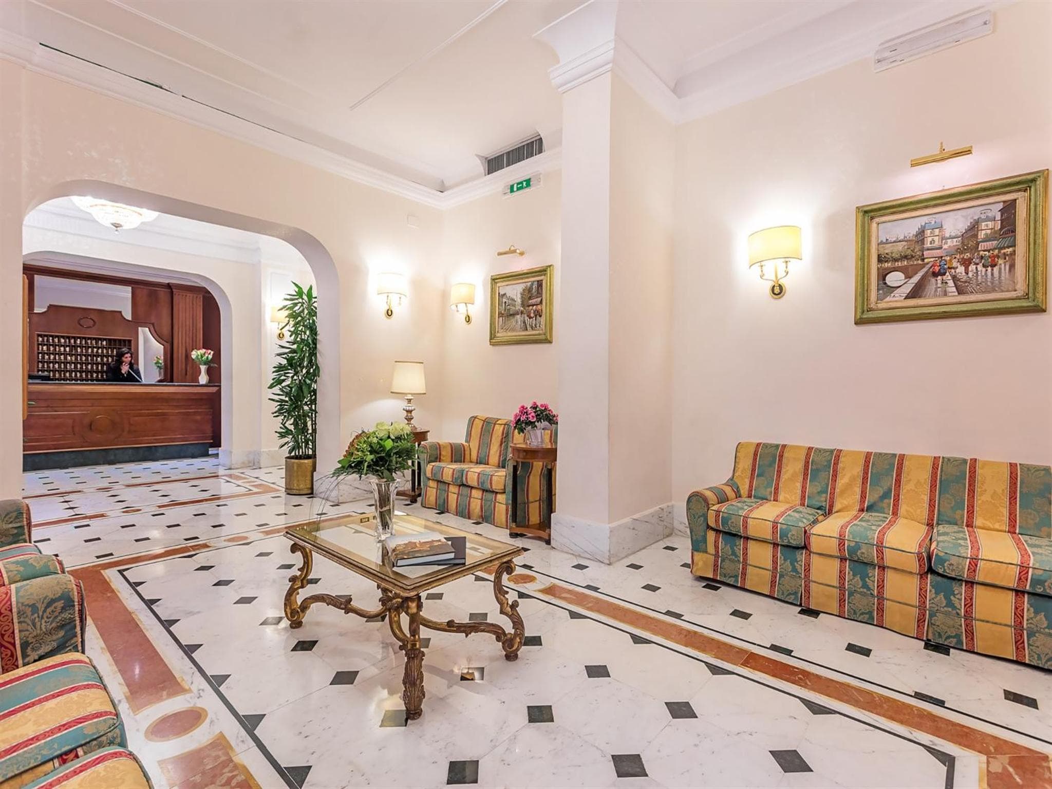 Raeli Hotel Lux — 21