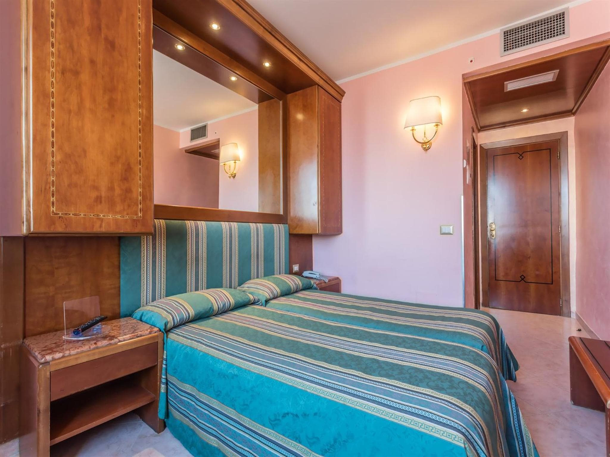 Raeli Hotel Siracusa — 24