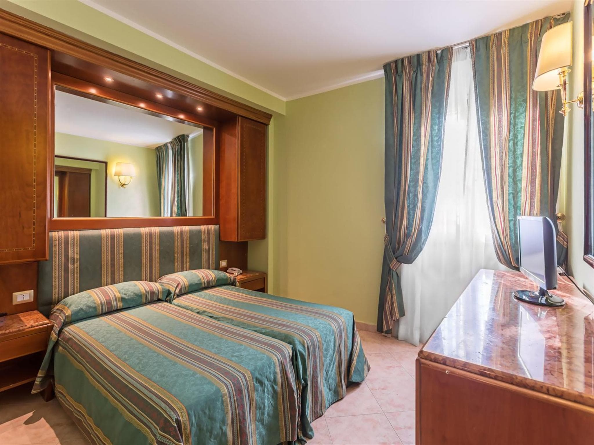 Raeli Hotel Siracusa — 20