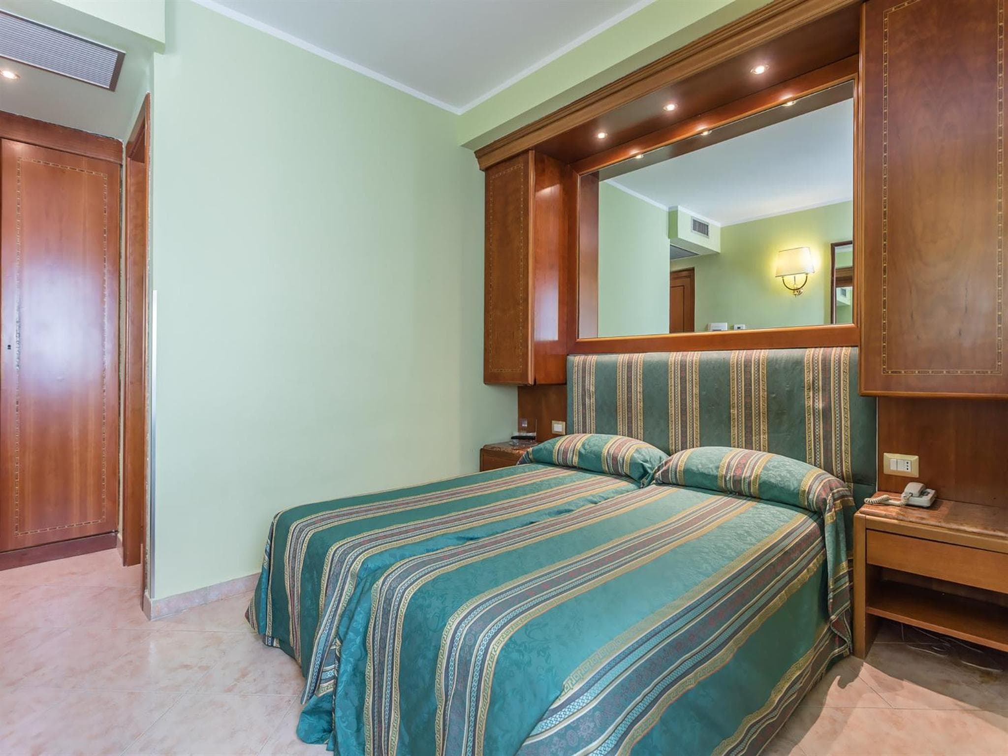 Raeli Hotel Siracusa — 30