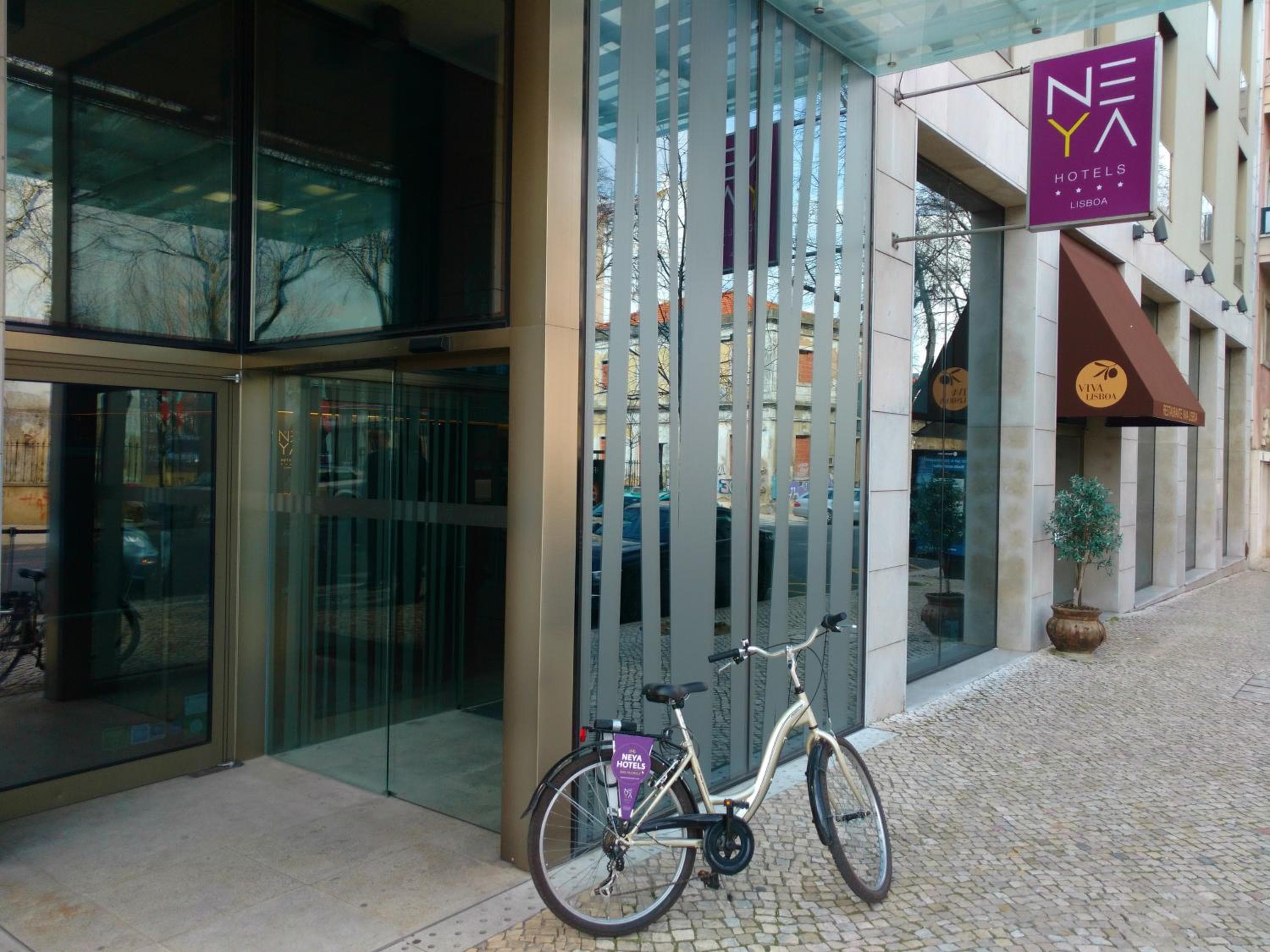 NEYA Lissabon Hotel — 17