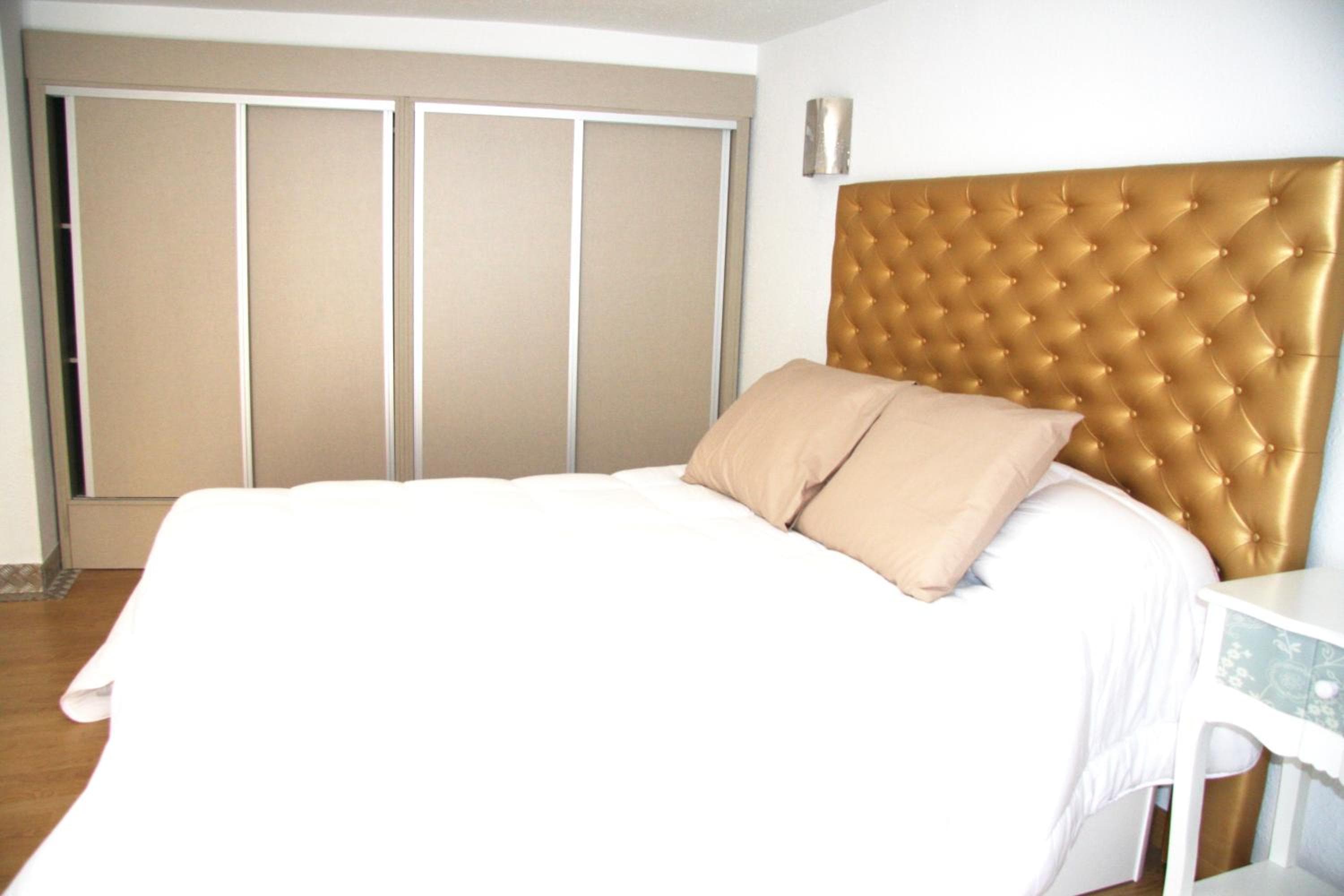 Apartamentos Sevilla Palace — 26