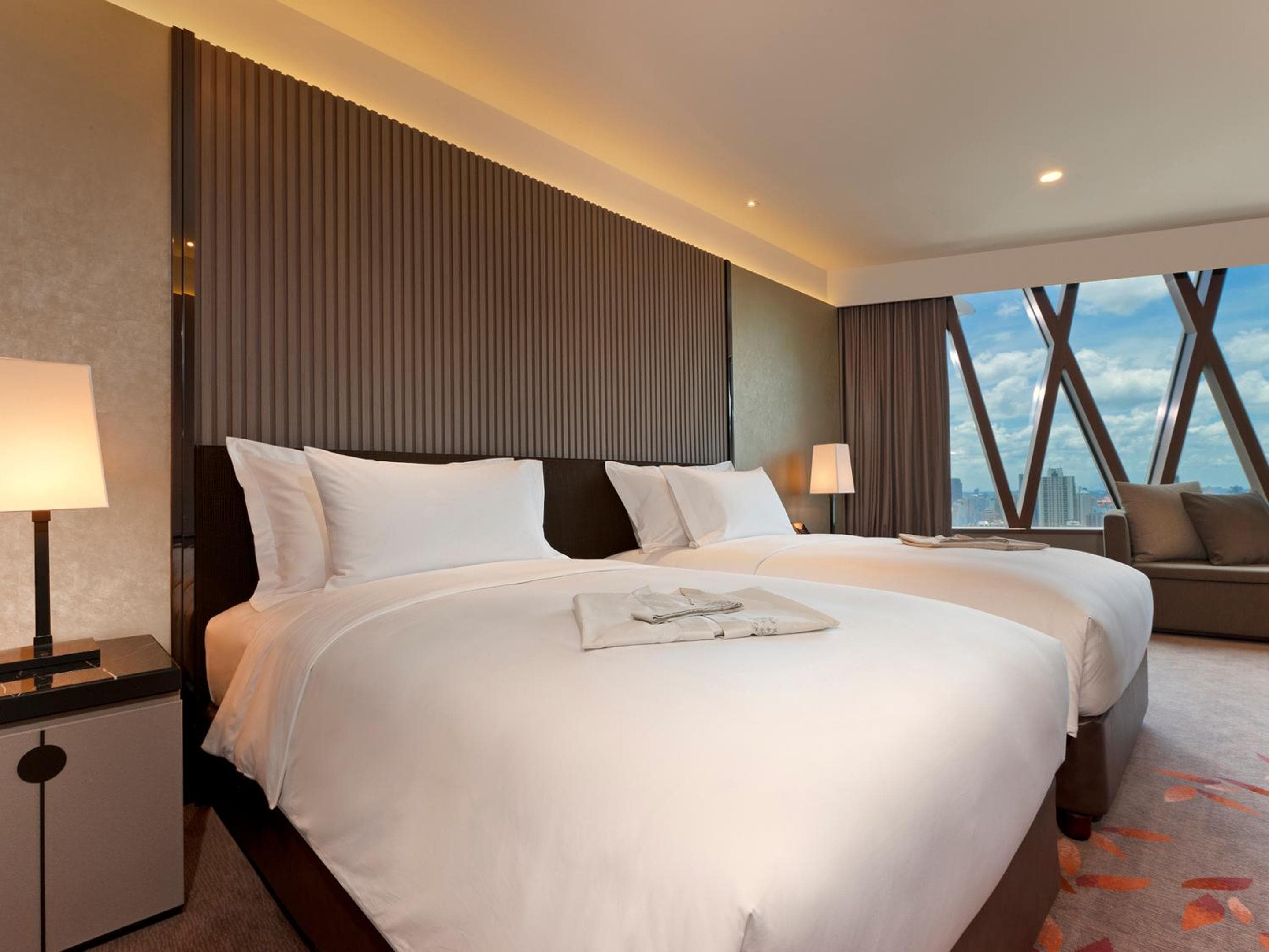 The Okura Prestige Bangkok — 3