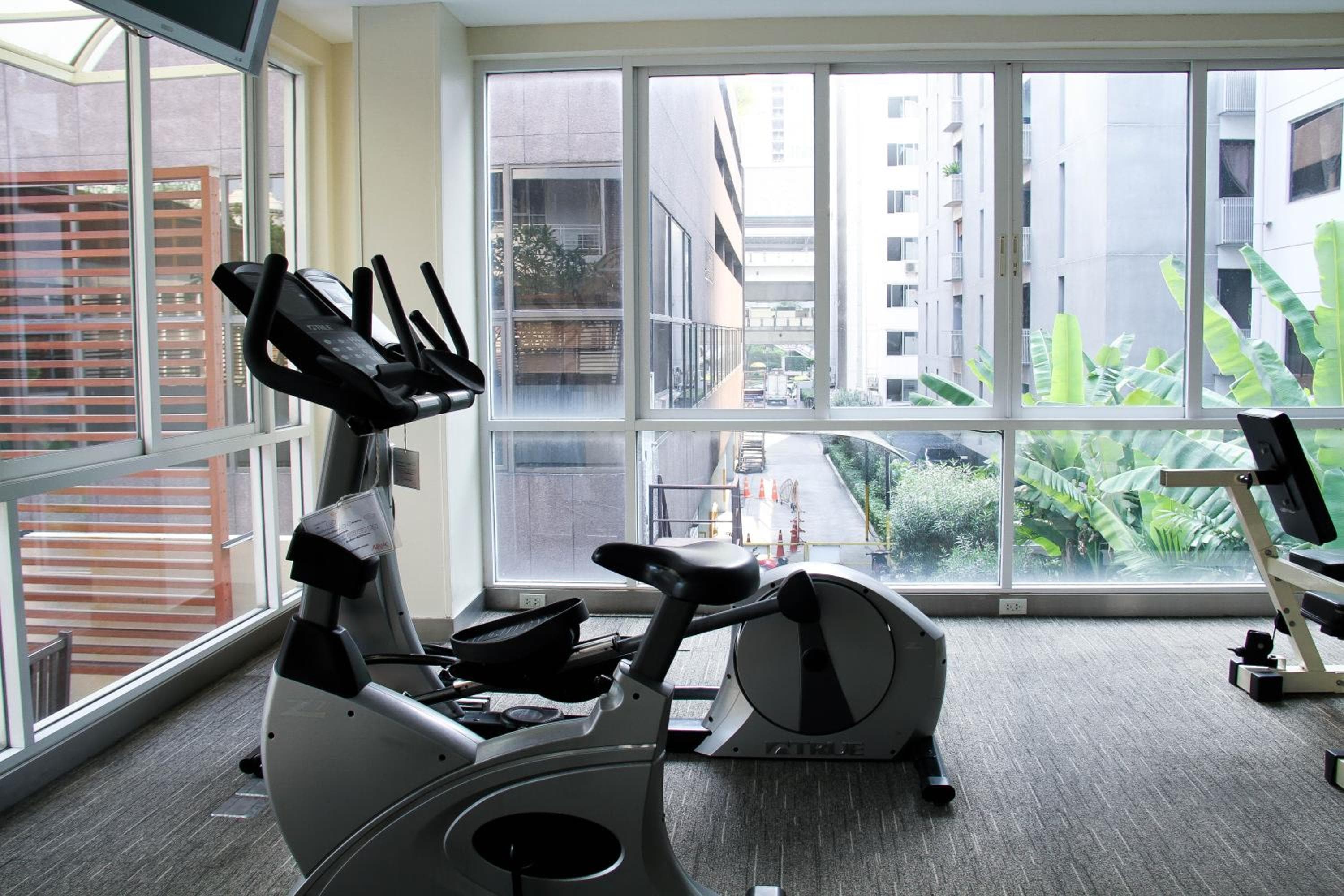 FuramaXclusive Sathorn, Bangkok — 18