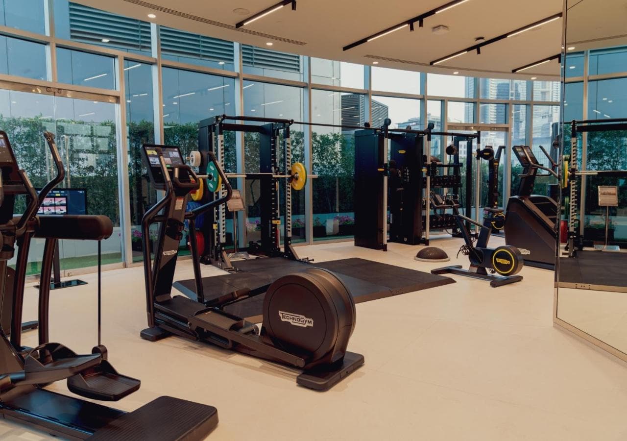 Jumeirah Emirates Towers Dubai — 12