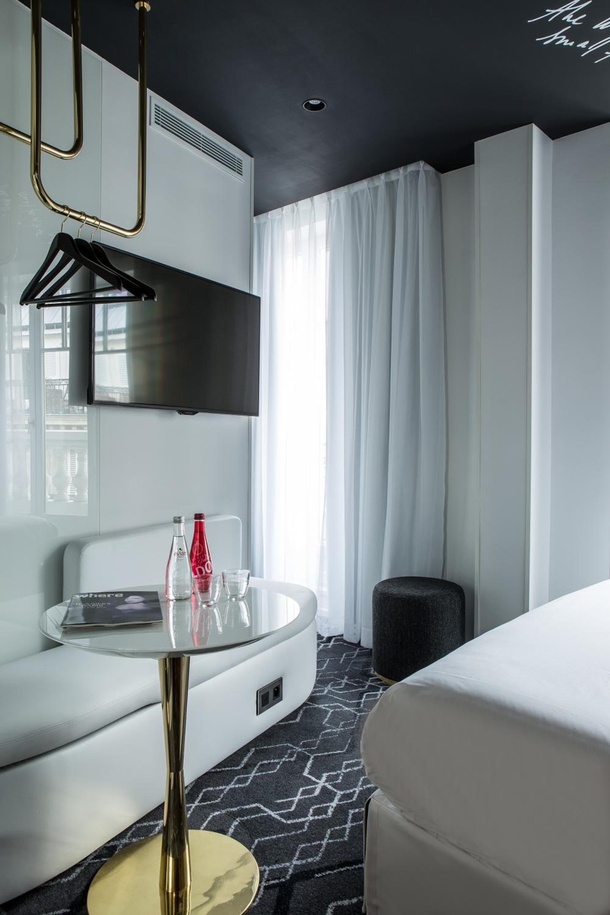 Le Général Hôtel — 29