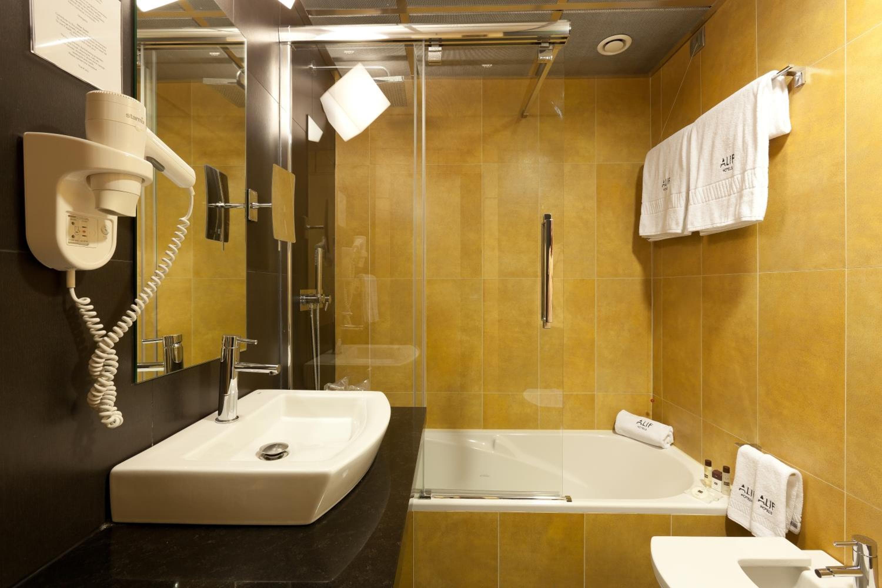 Hotel Alif Avenidas — 12