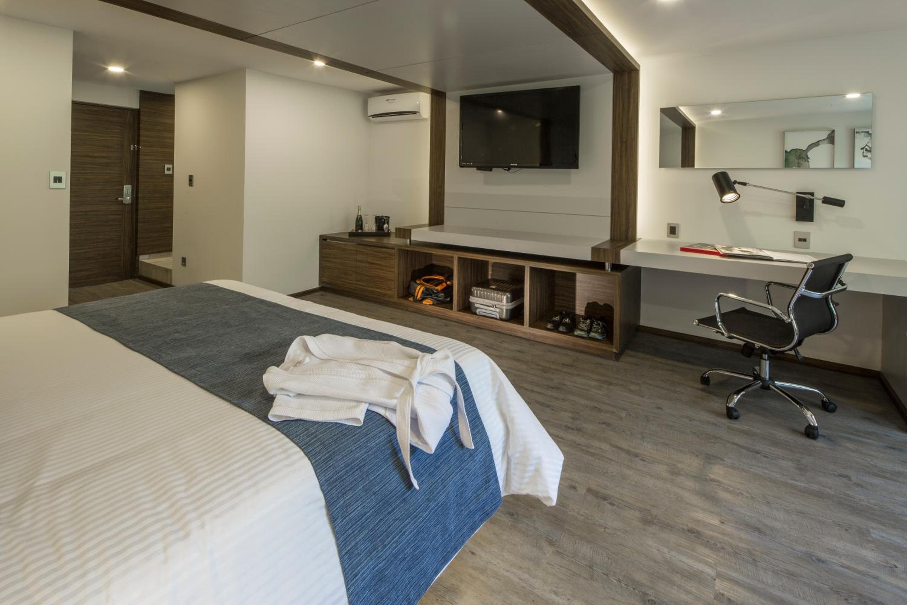 FlowSuites Condesa - Nur für Erwachsene — 18