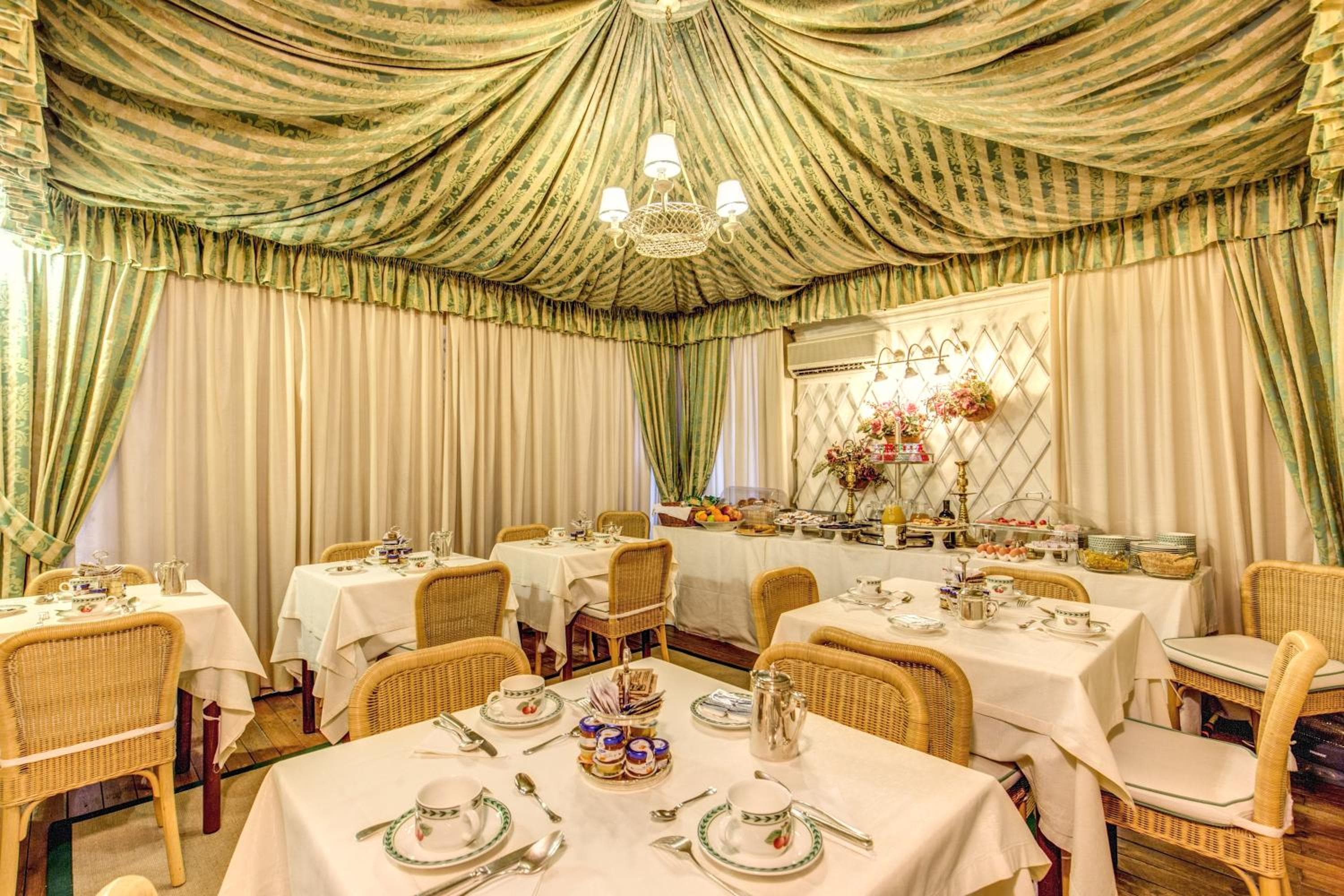 Hotel Cortina — 14