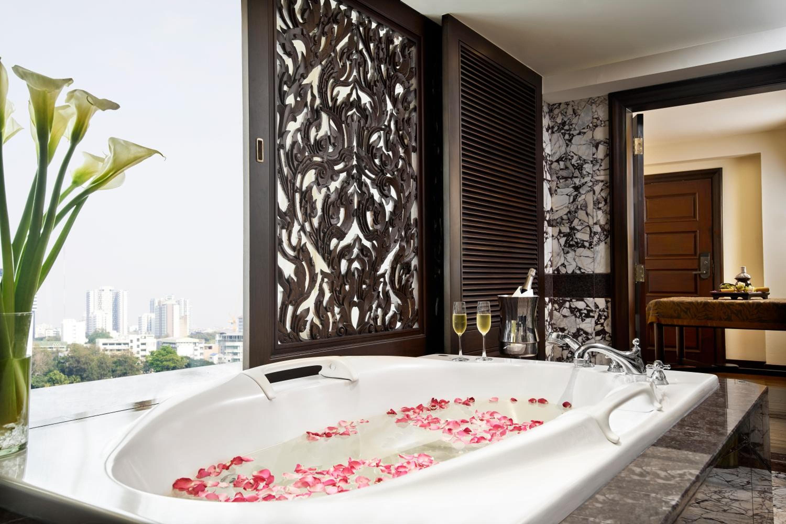 Anantara Siam Bangkok Hotel — 21