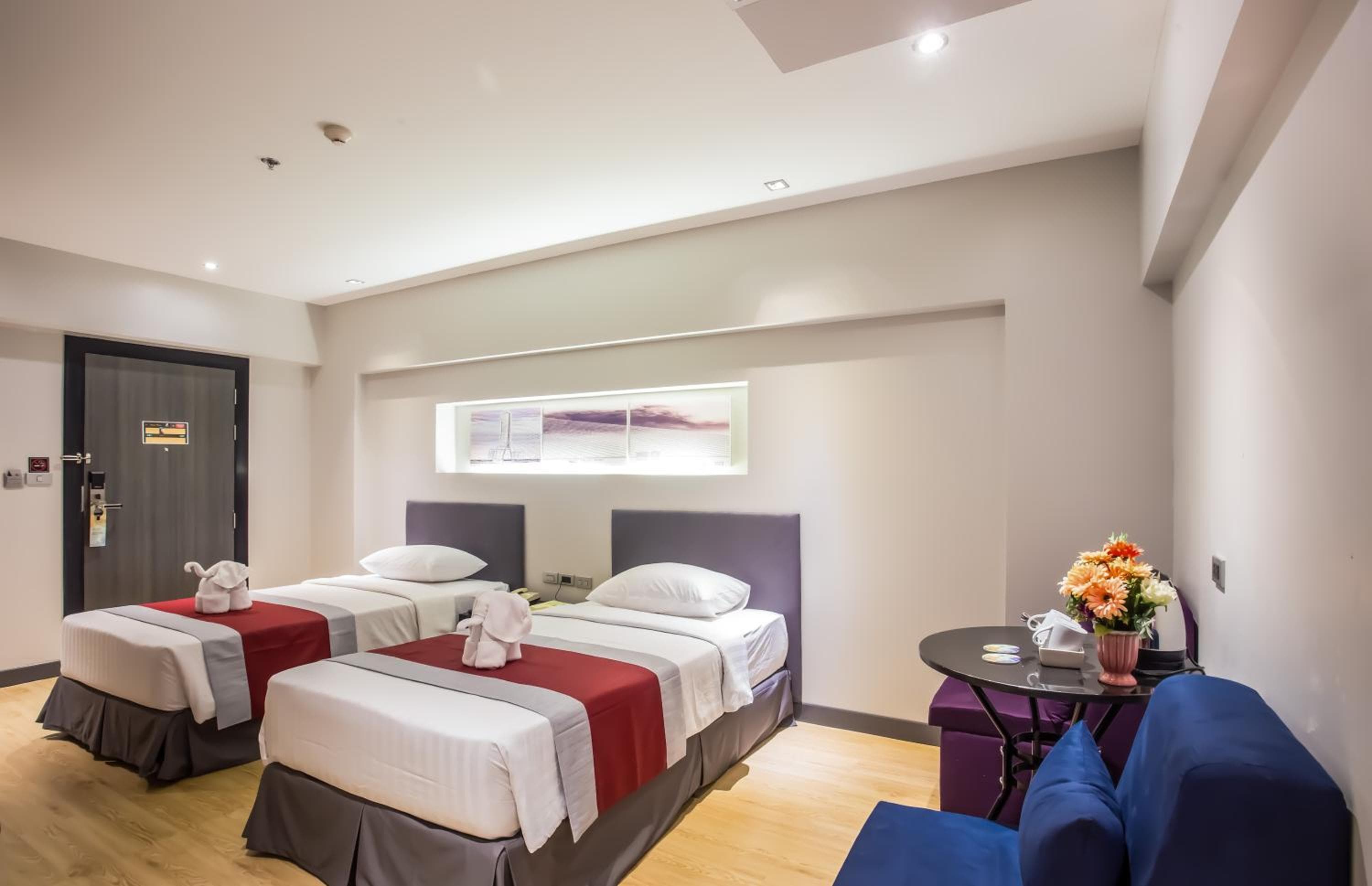 Nouvo City Hotel — 29