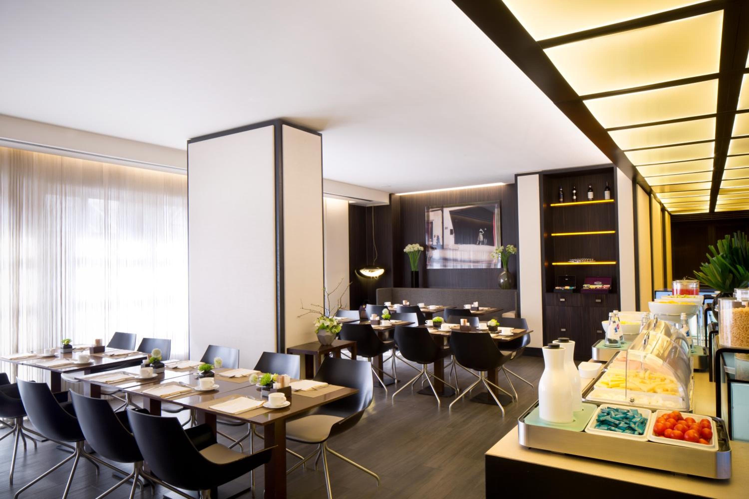 Starhotels Tourist — 8