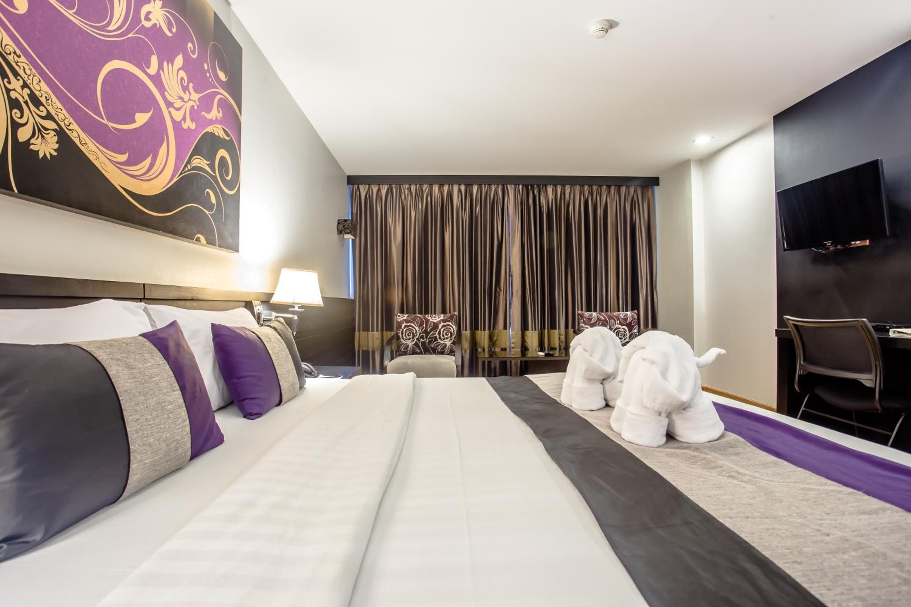 Nouvo City Hotel — 25