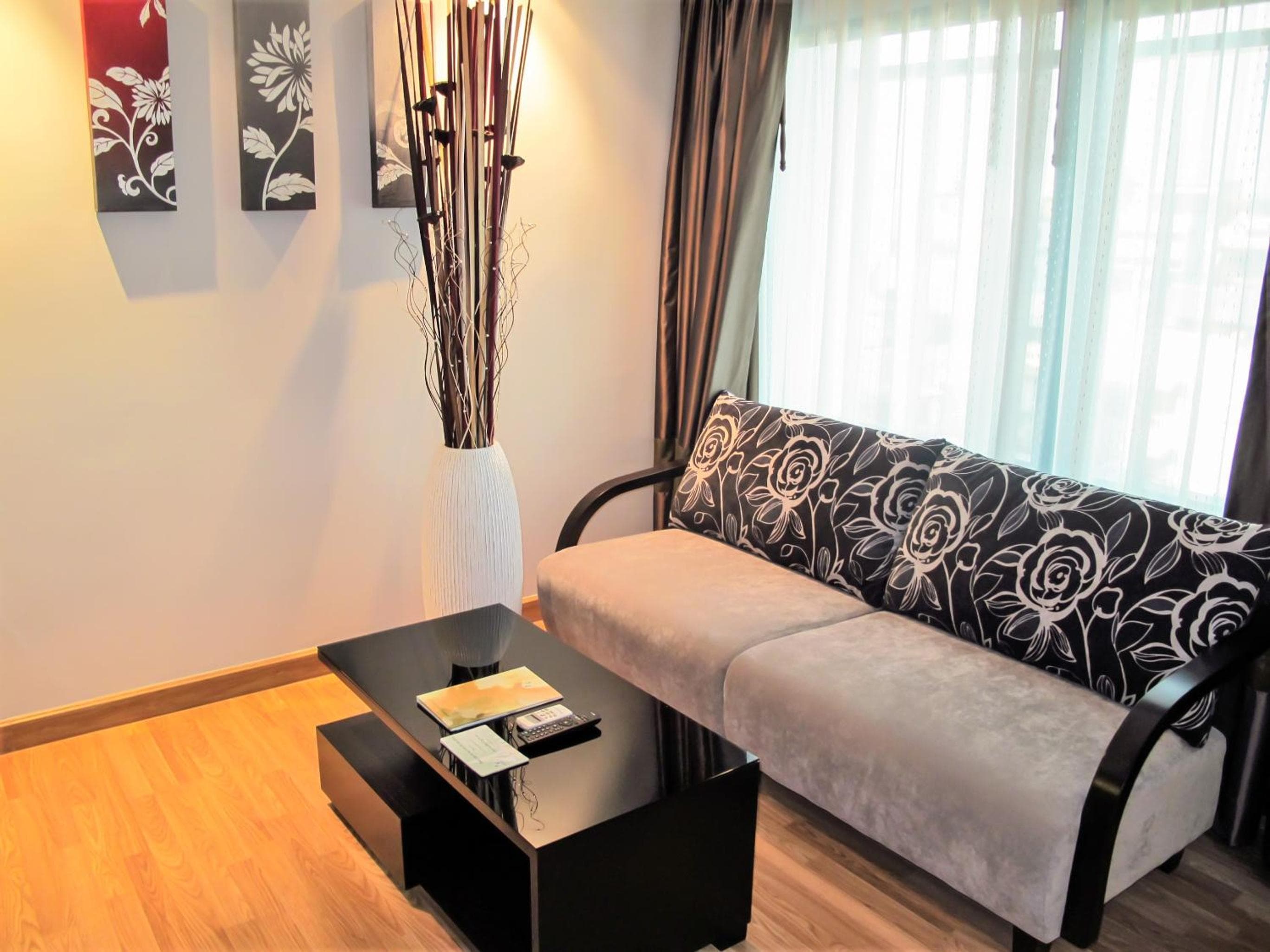 Nouvo City Hotel — 30