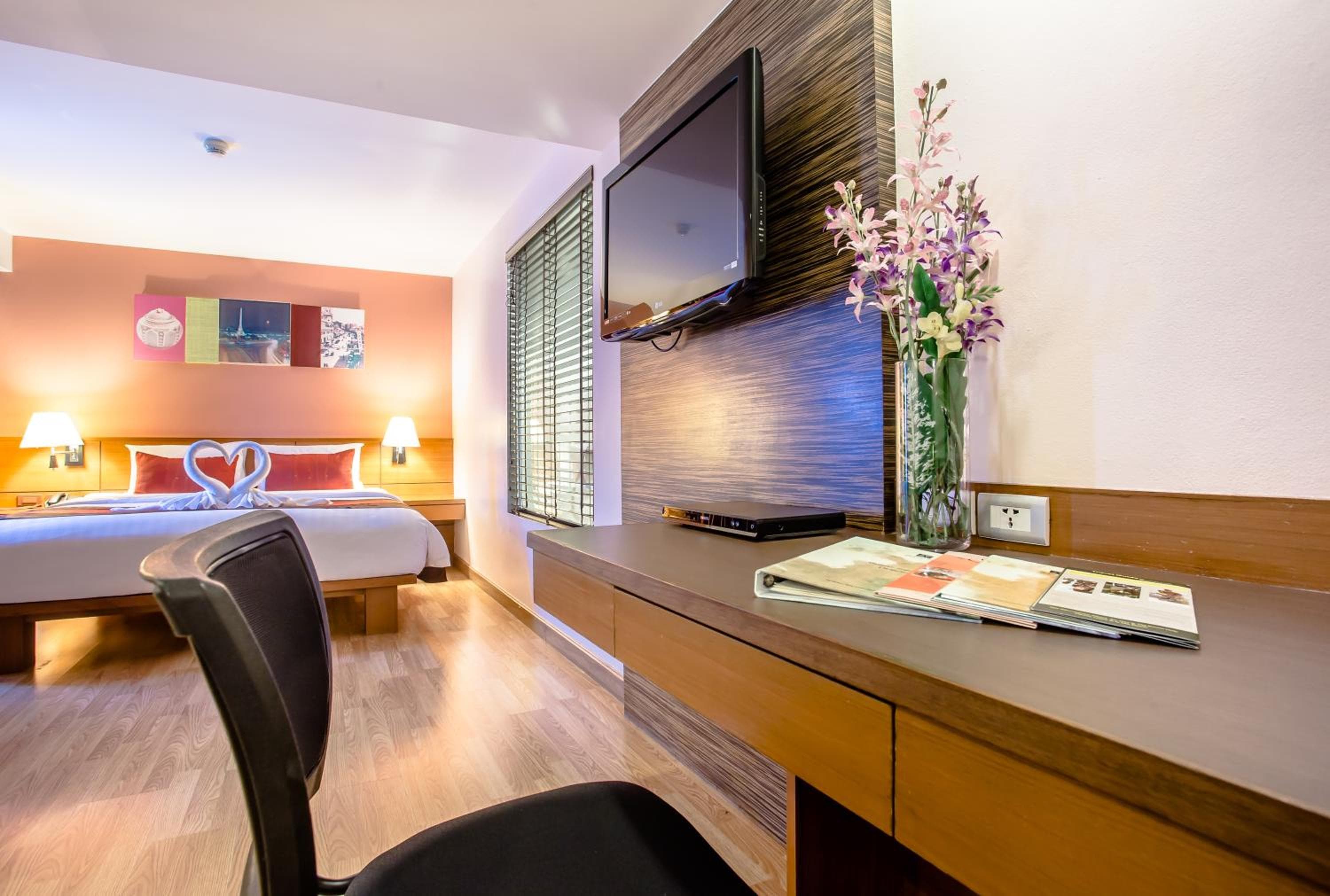 Nouvo City Hotel — 26