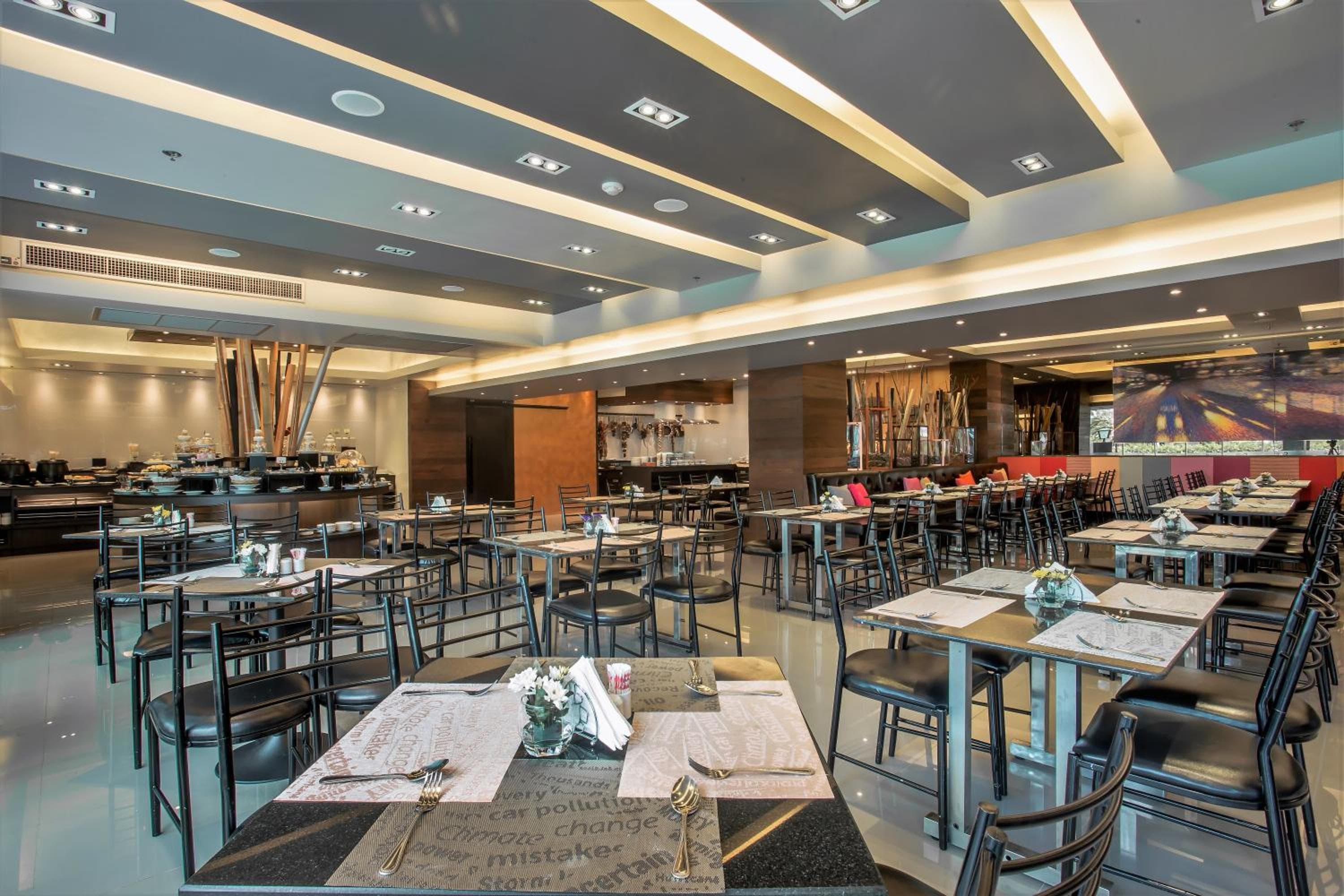 Nouvo City Hotel — 10