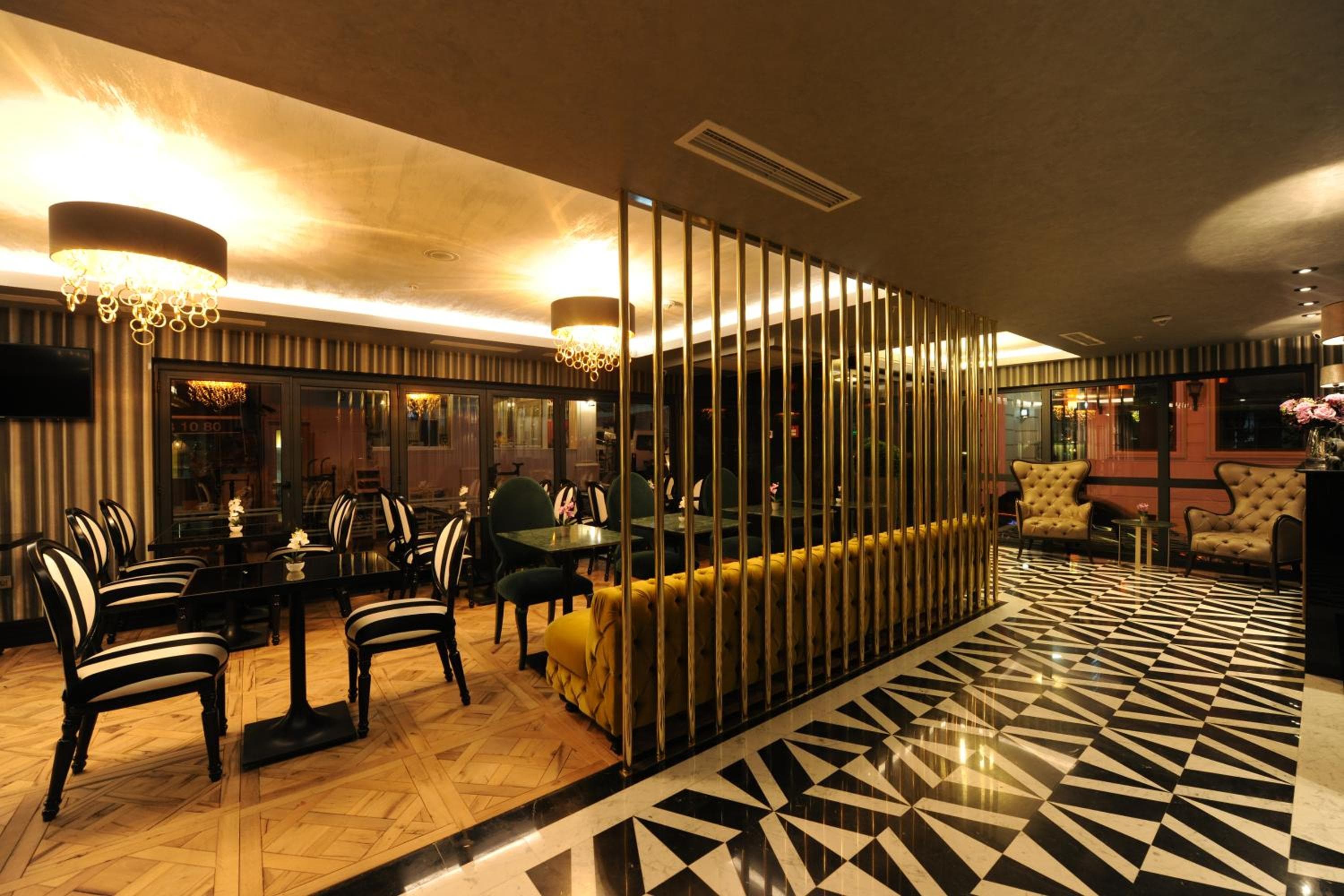 Le Petit Palace Hotel - Special Category — 3