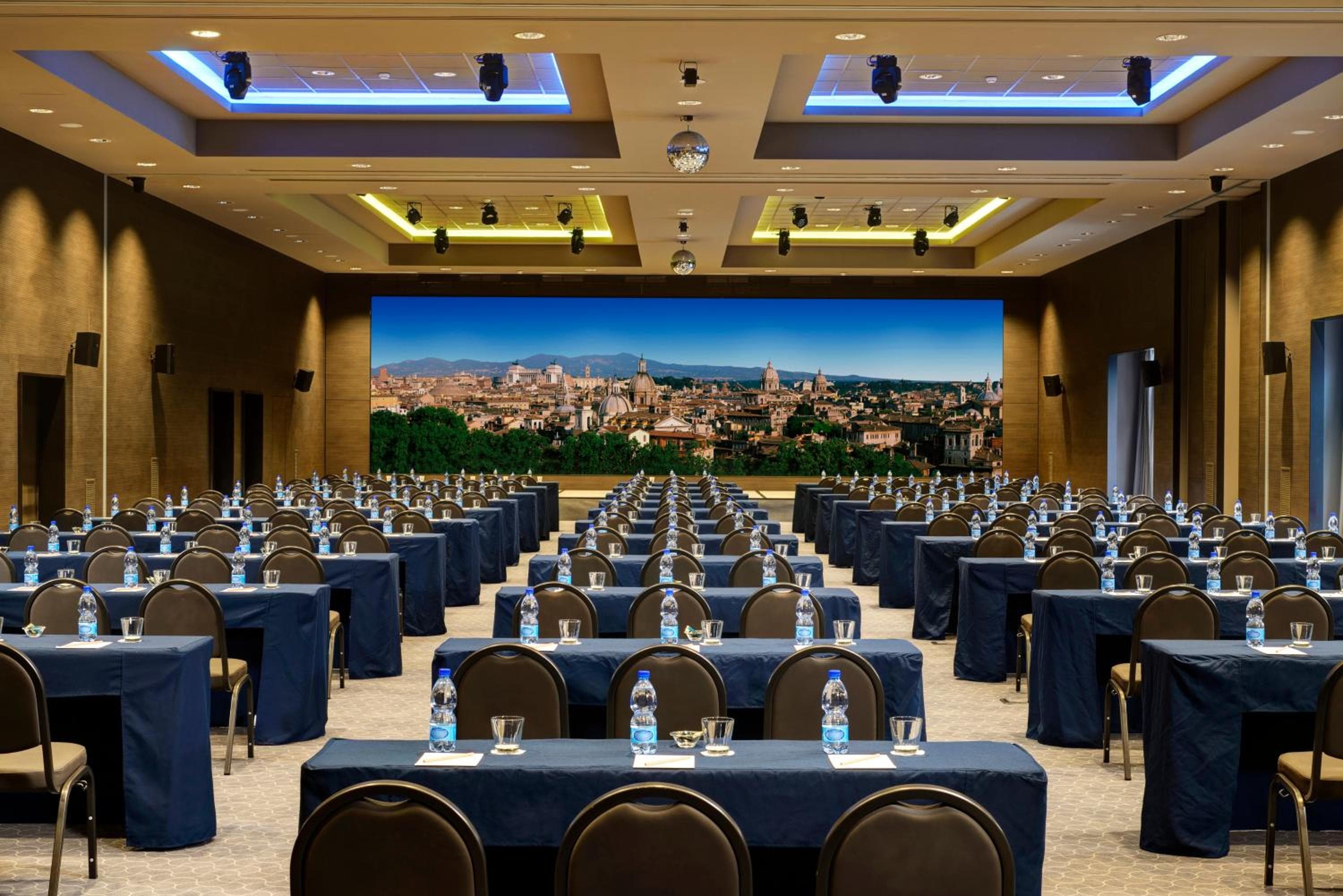 A.Roma Lifestyle Hotel — 6