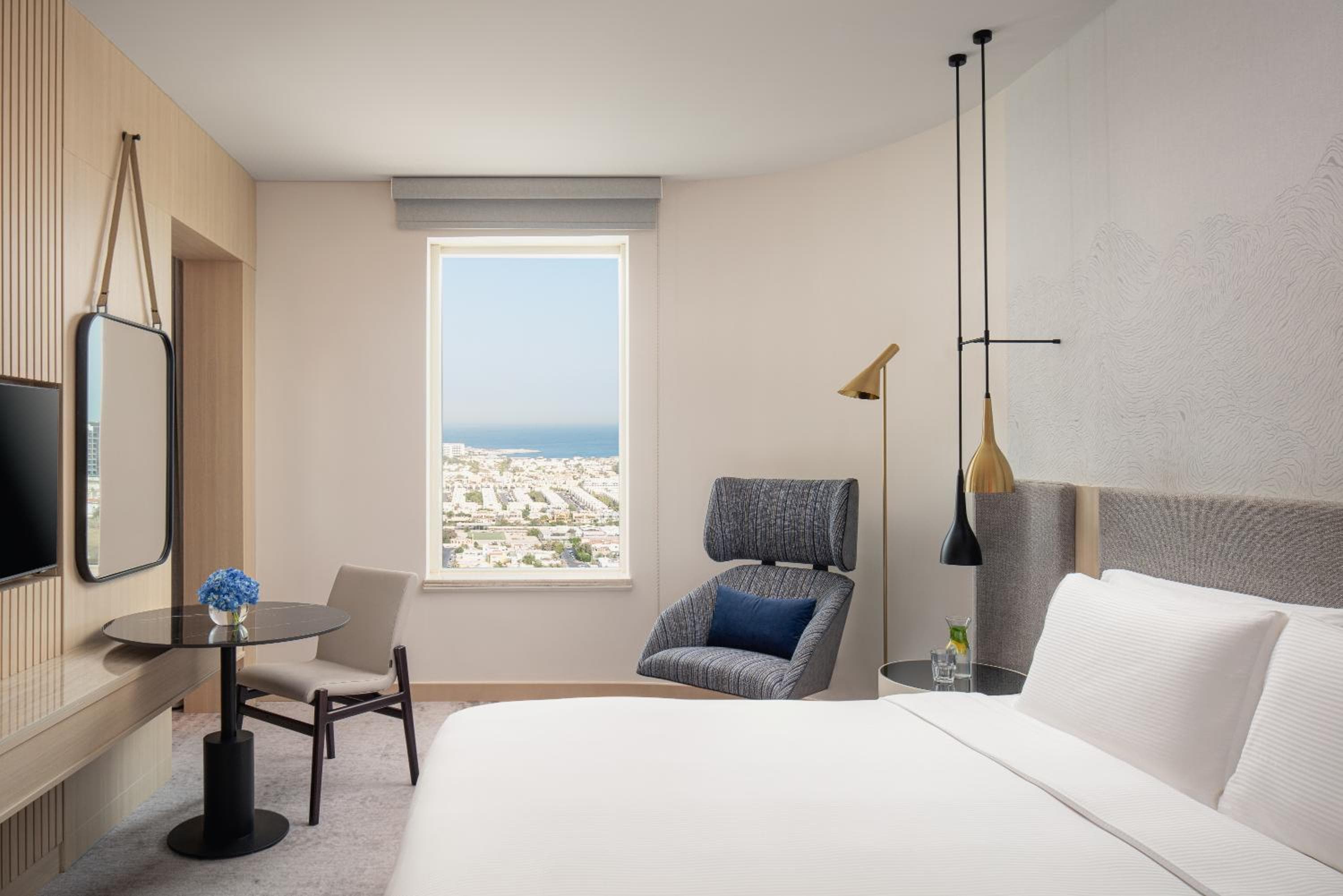 Towers Rotana - Dubai — 6