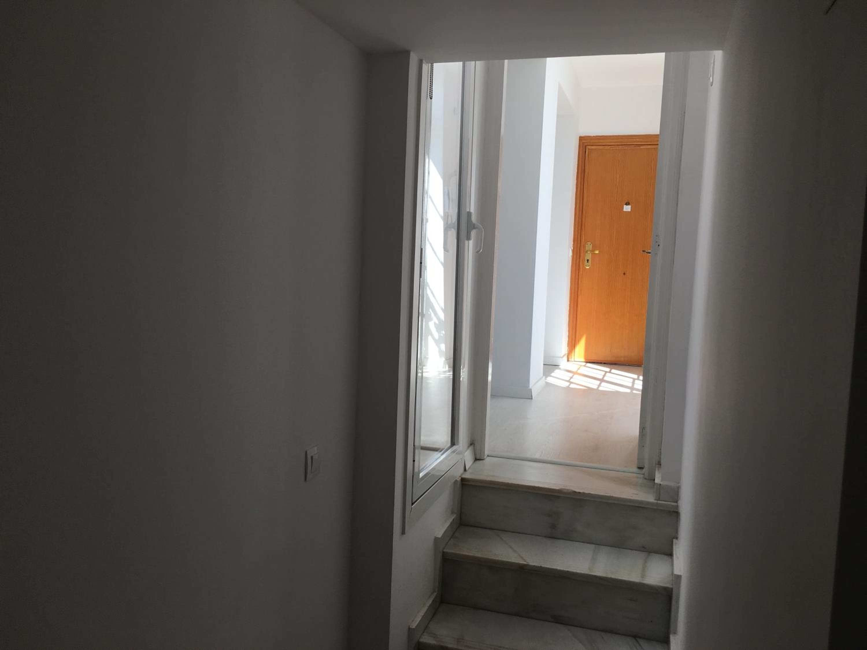Santa Cruz Apartments — 5
