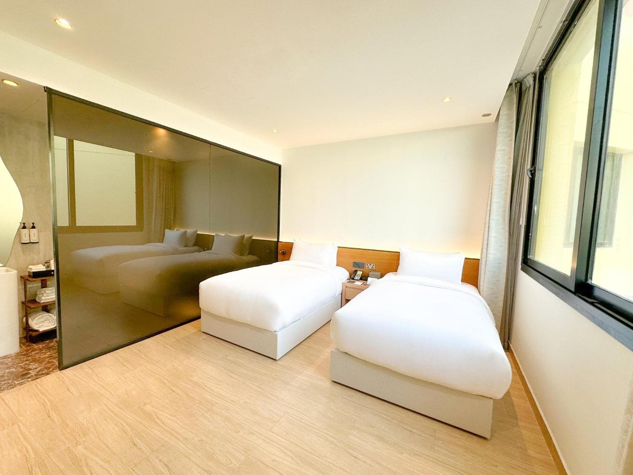 voco Dubai Monaco, The Heart of Europe by IHG-Adult only — 18