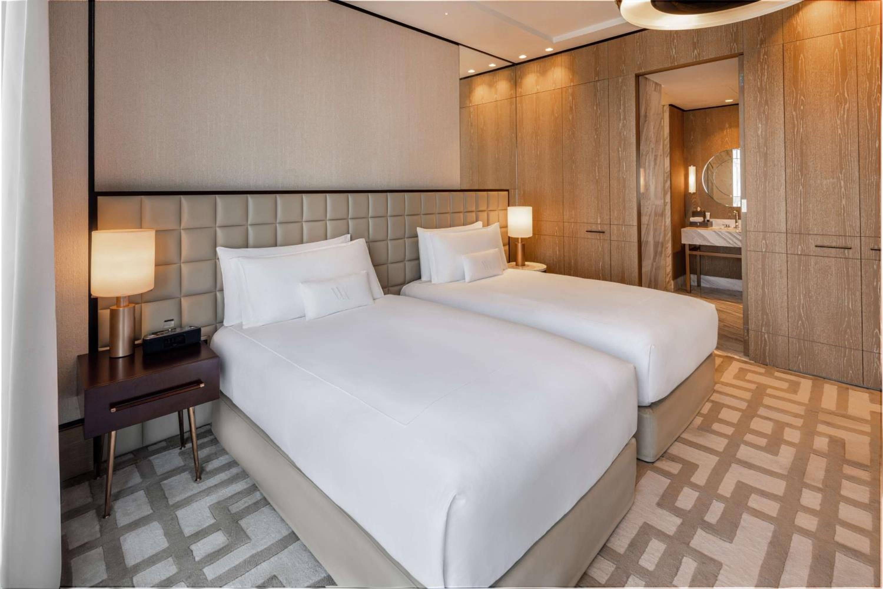 Waldorf Astoria Dubai International Finanzzentrum — 22