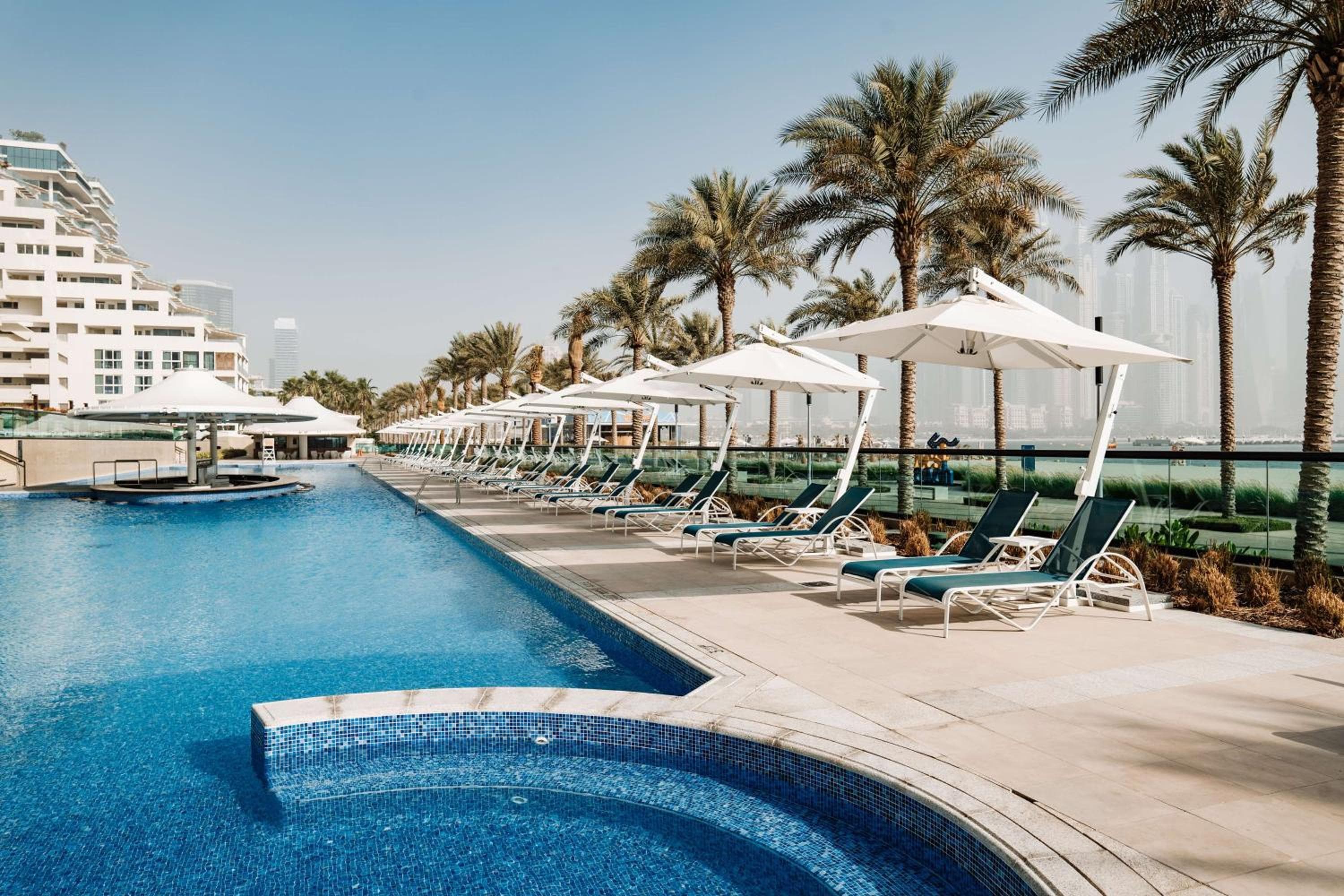 Hilton Dubai Palm Jumeirah hotel, Palm West Beach, Dubai, United Arab Emirates — photo 19