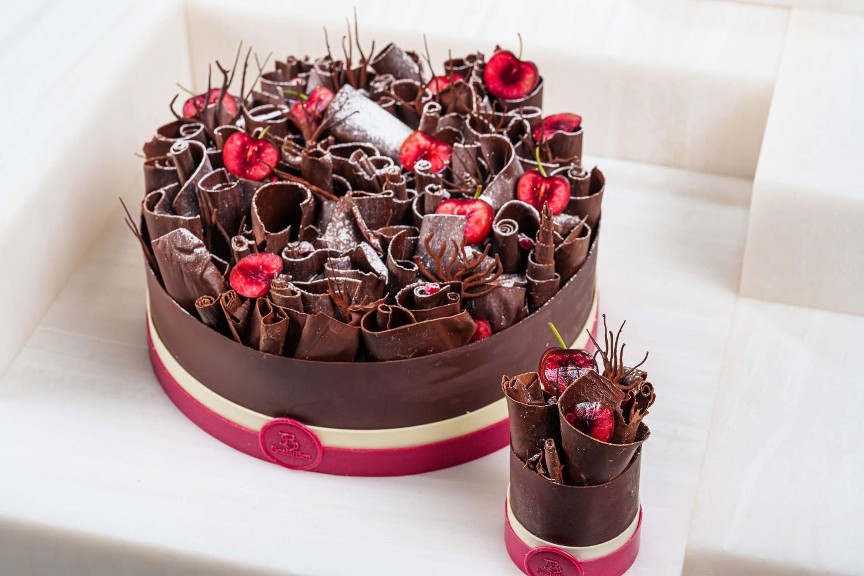 Hilton Dubai Palm Jumeirah hotel, Palm West Beach, Dubai, United Arab Emirates — photo 42