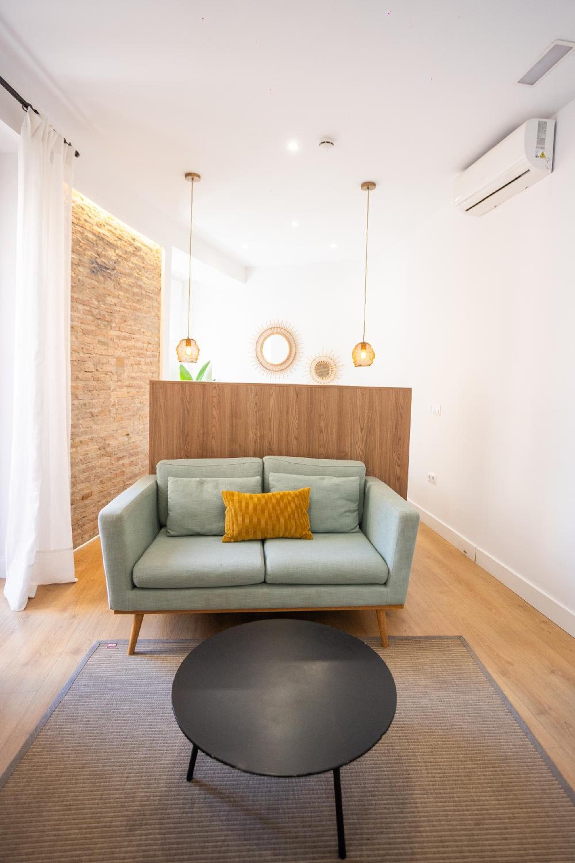 Chinitas Santos Apartments — 18