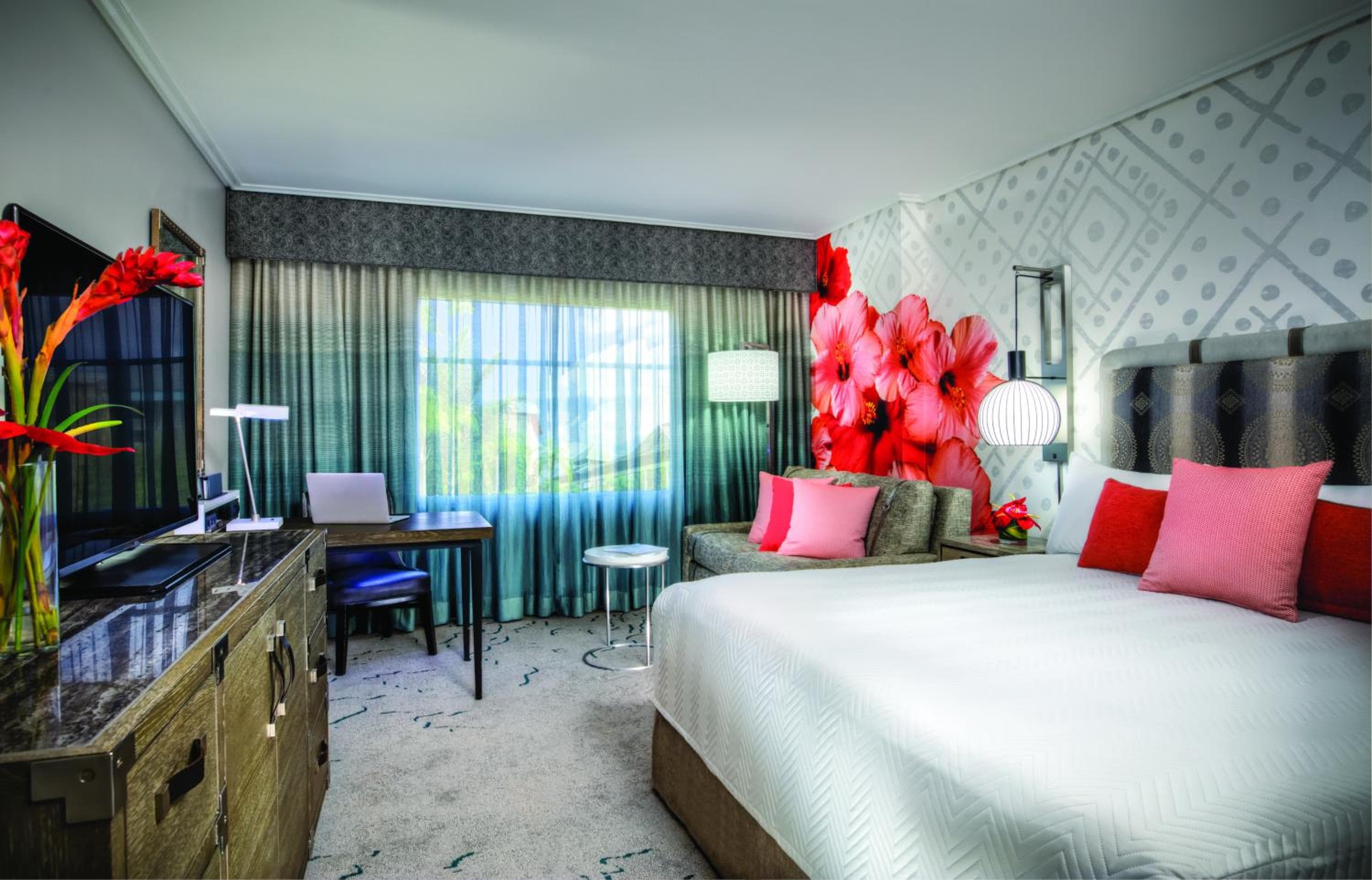 Universal's Loews Royal Pacific Resort — 23